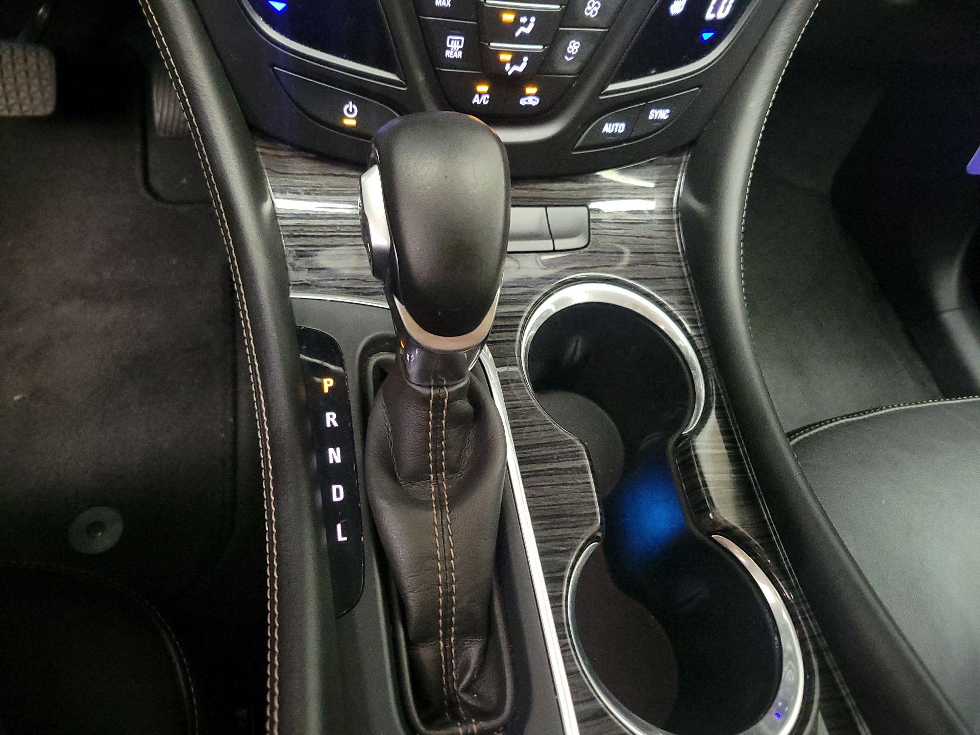 Thumbnail: 2016 Buick Envision - 18