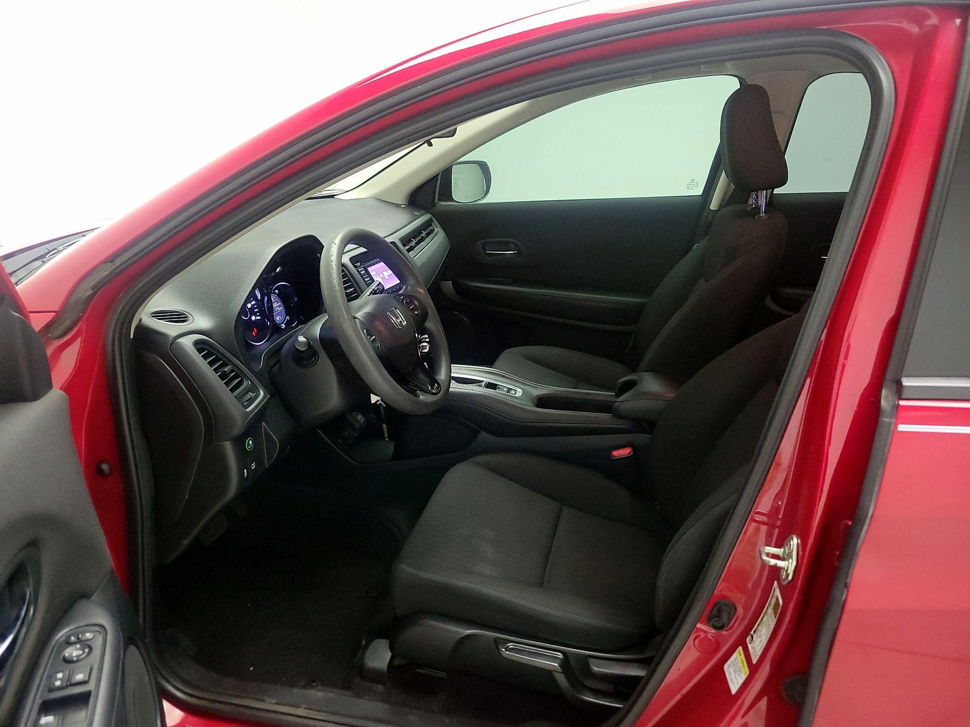 Thumbnail: 2016 Honda HR-V - 11