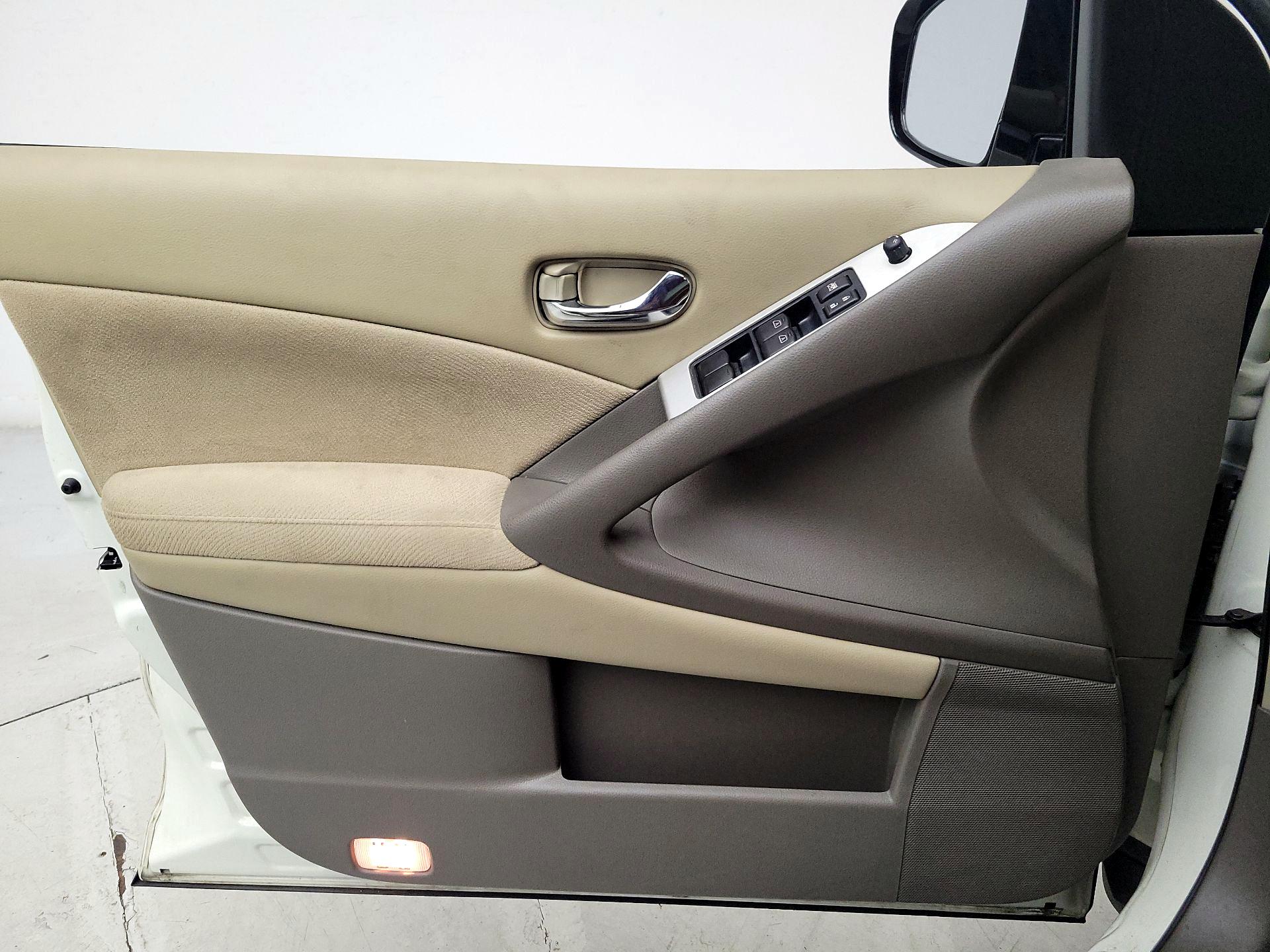 Thumbnail: 2014 Nissan Murano - 12