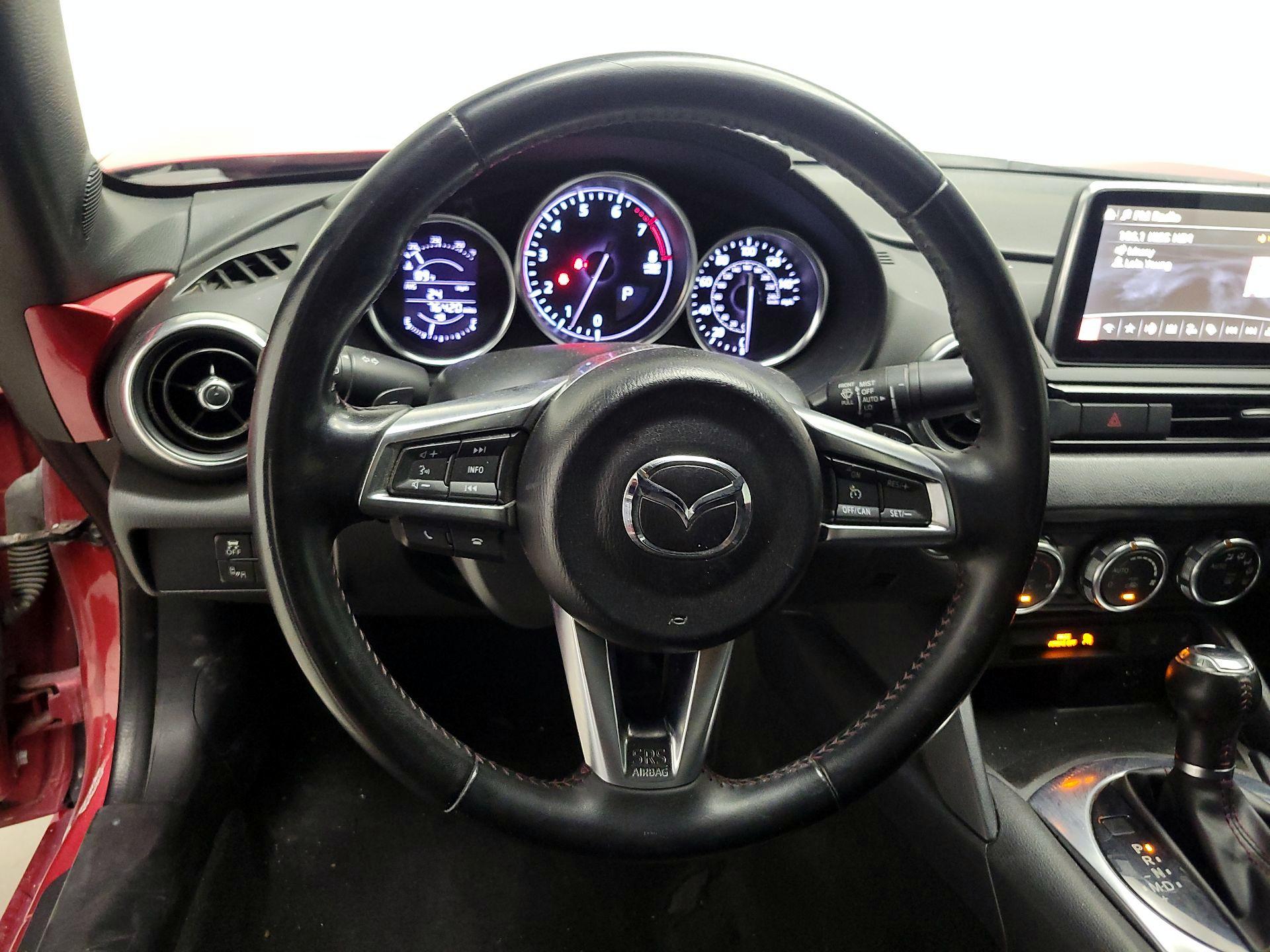 Thumbnail: 2016 Mazda MX-5 Miata - 10