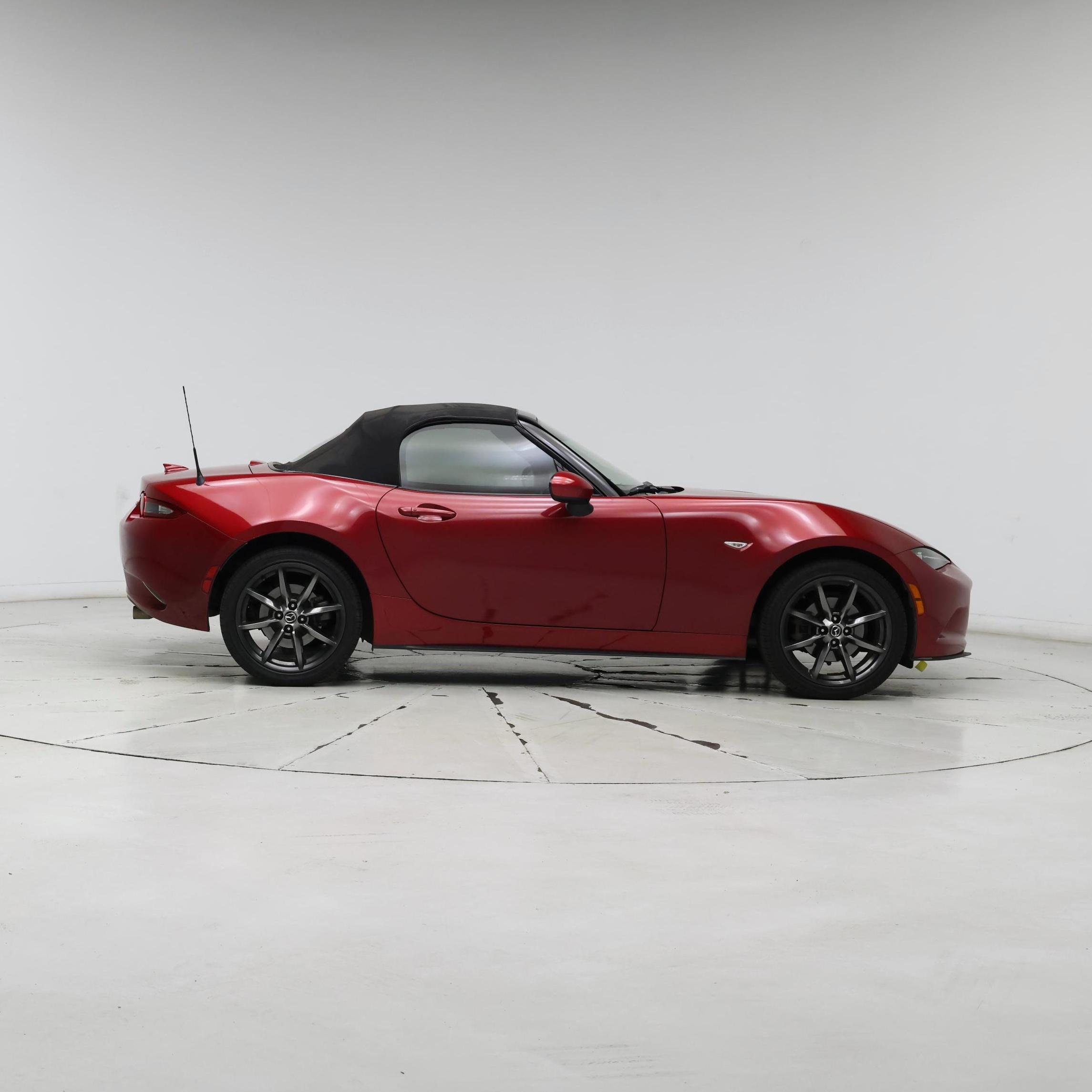 Thumbnail: 2016 Mazda MX-5 Miata - 7