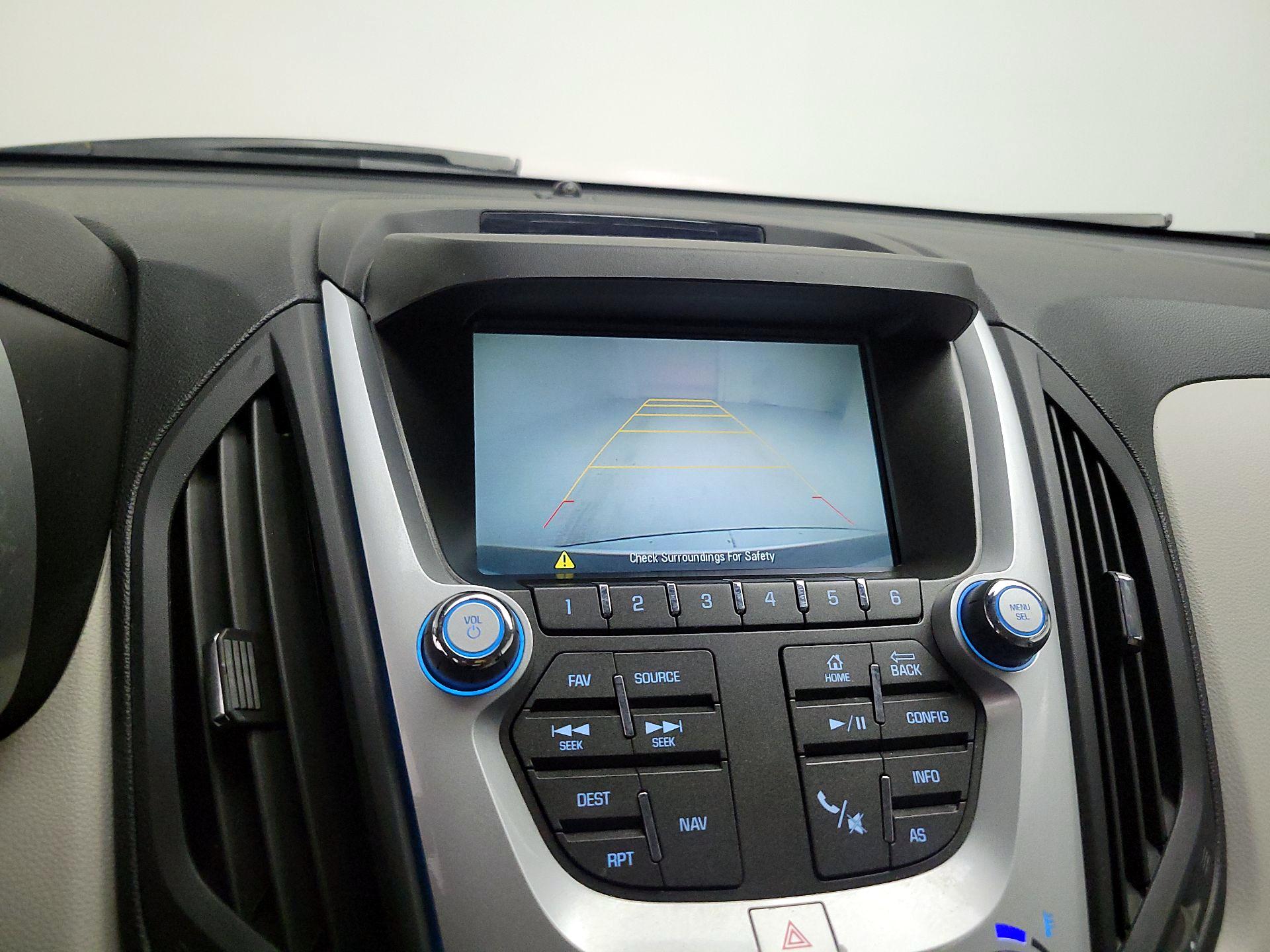 Thumbnail: 2016 Chevrolet Equinox - 13