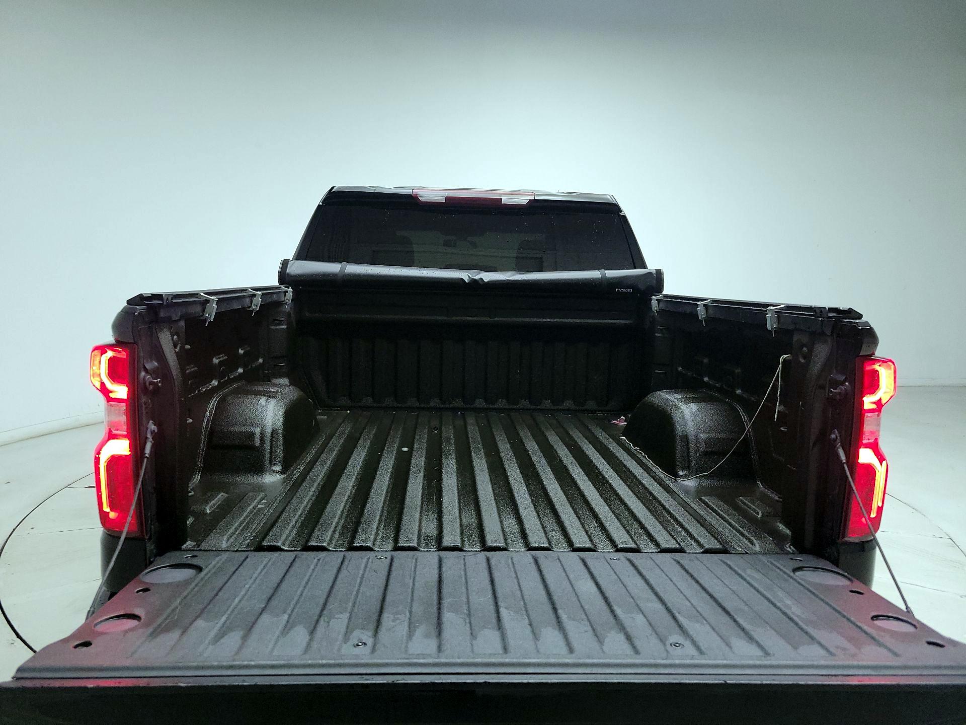 Thumbnail: 2021 Chevrolet Silverado 1500 - 20