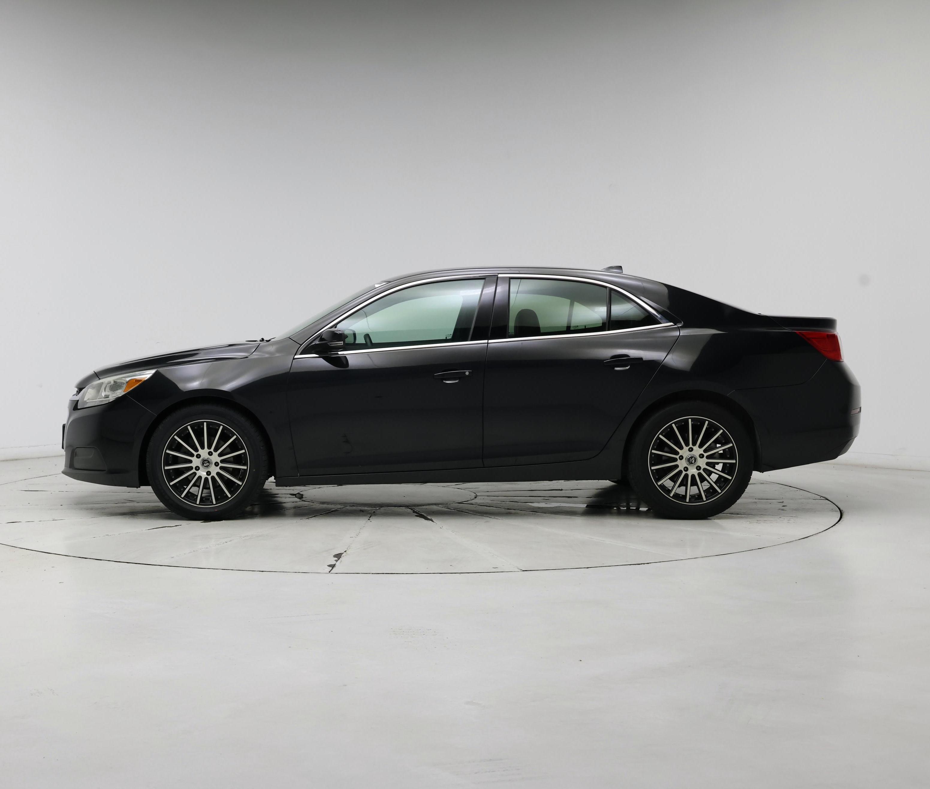 Thumbnail: 2014 Chevrolet Malibu - 3