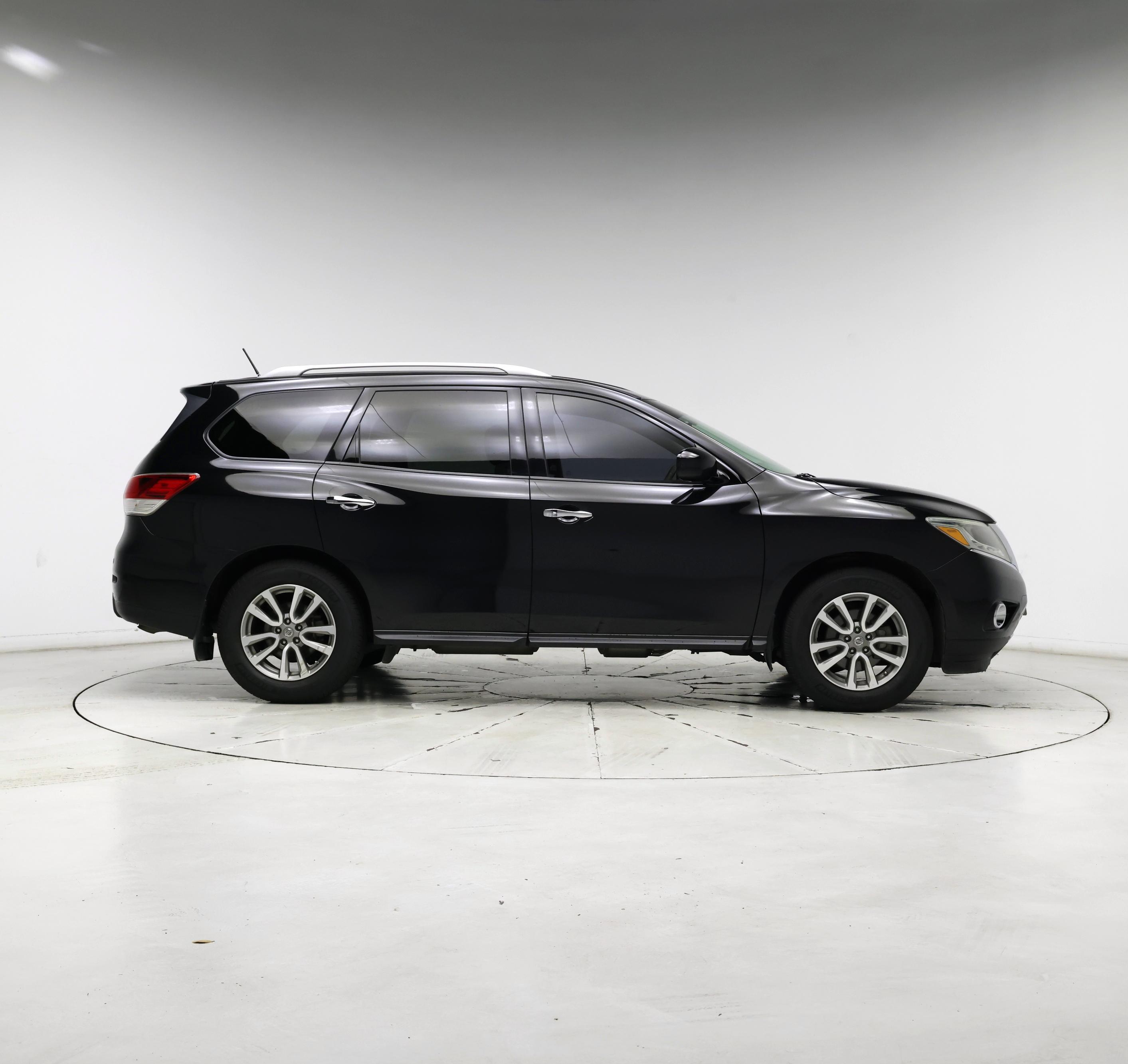 Thumbnail: 2015 Nissan Pathfinder - 7