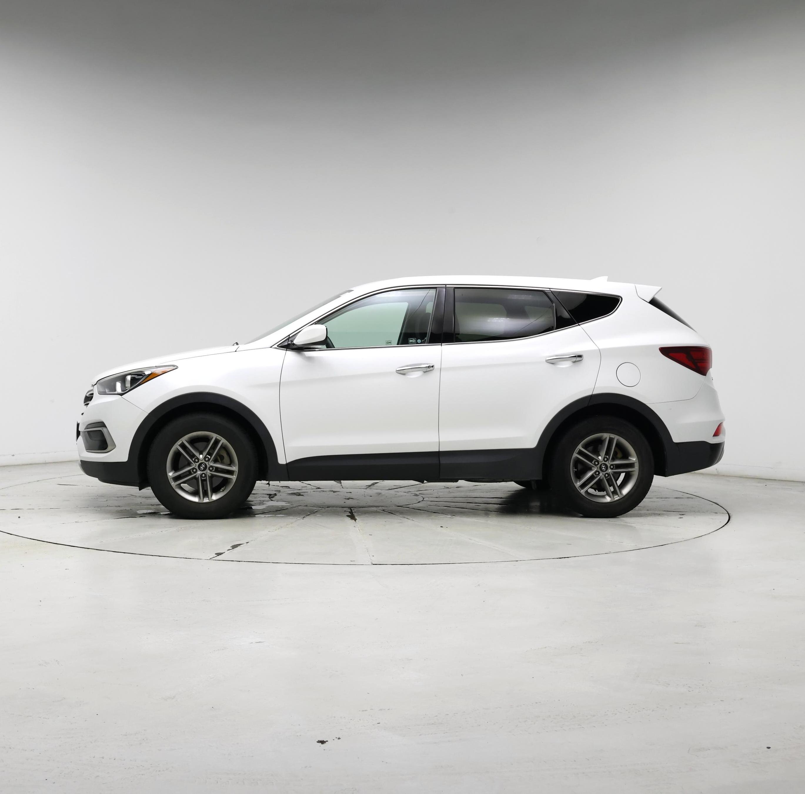 Thumbnail: 2017 Hyundai Santa Fe - 3
