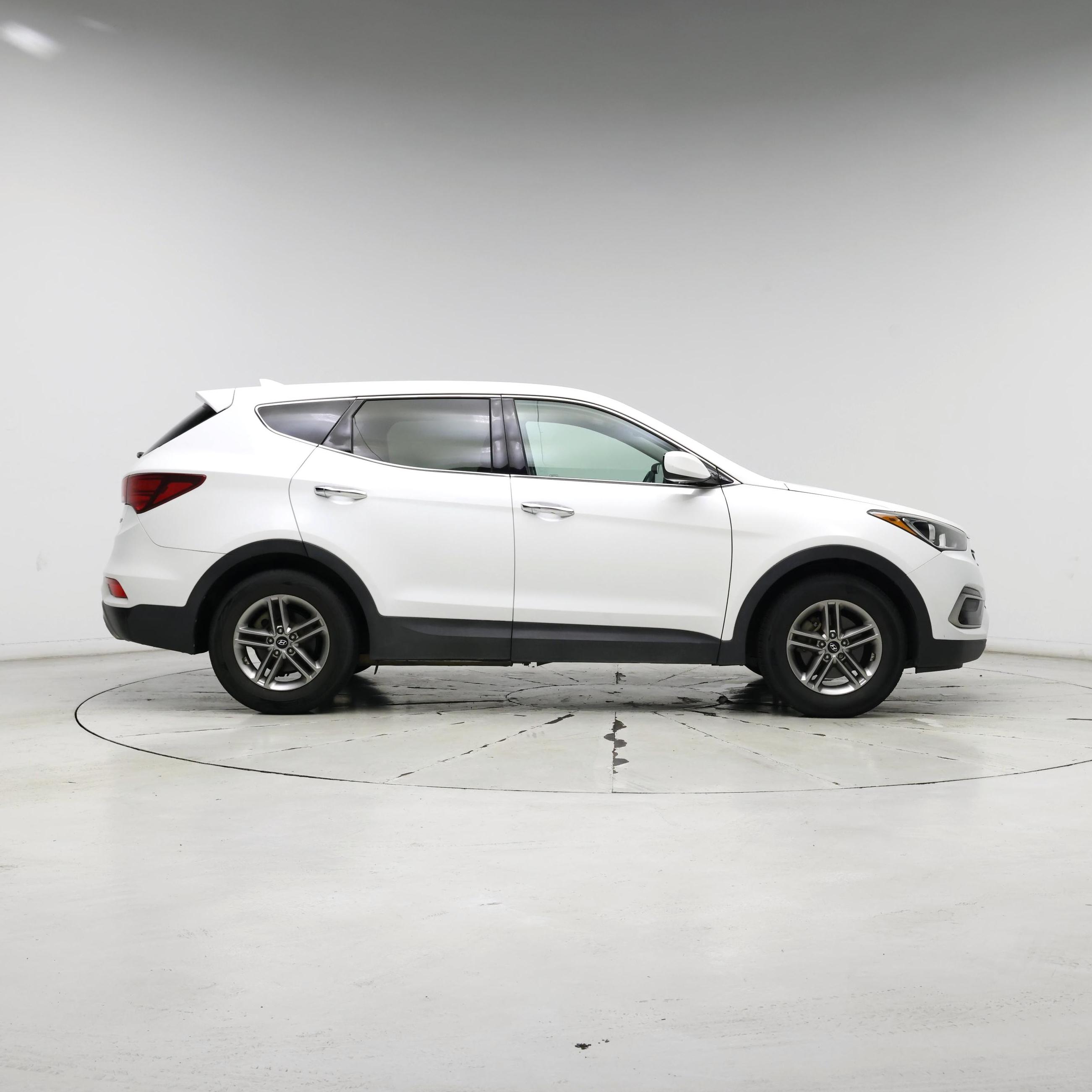 Thumbnail: 2017 Hyundai Santa Fe - 7