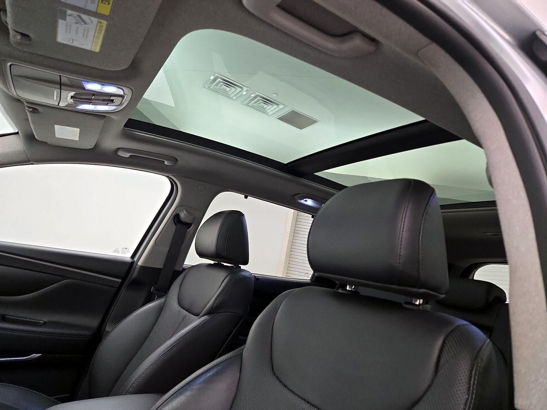 Thumbnail: 2020 Hyundai Santa Fe - 19