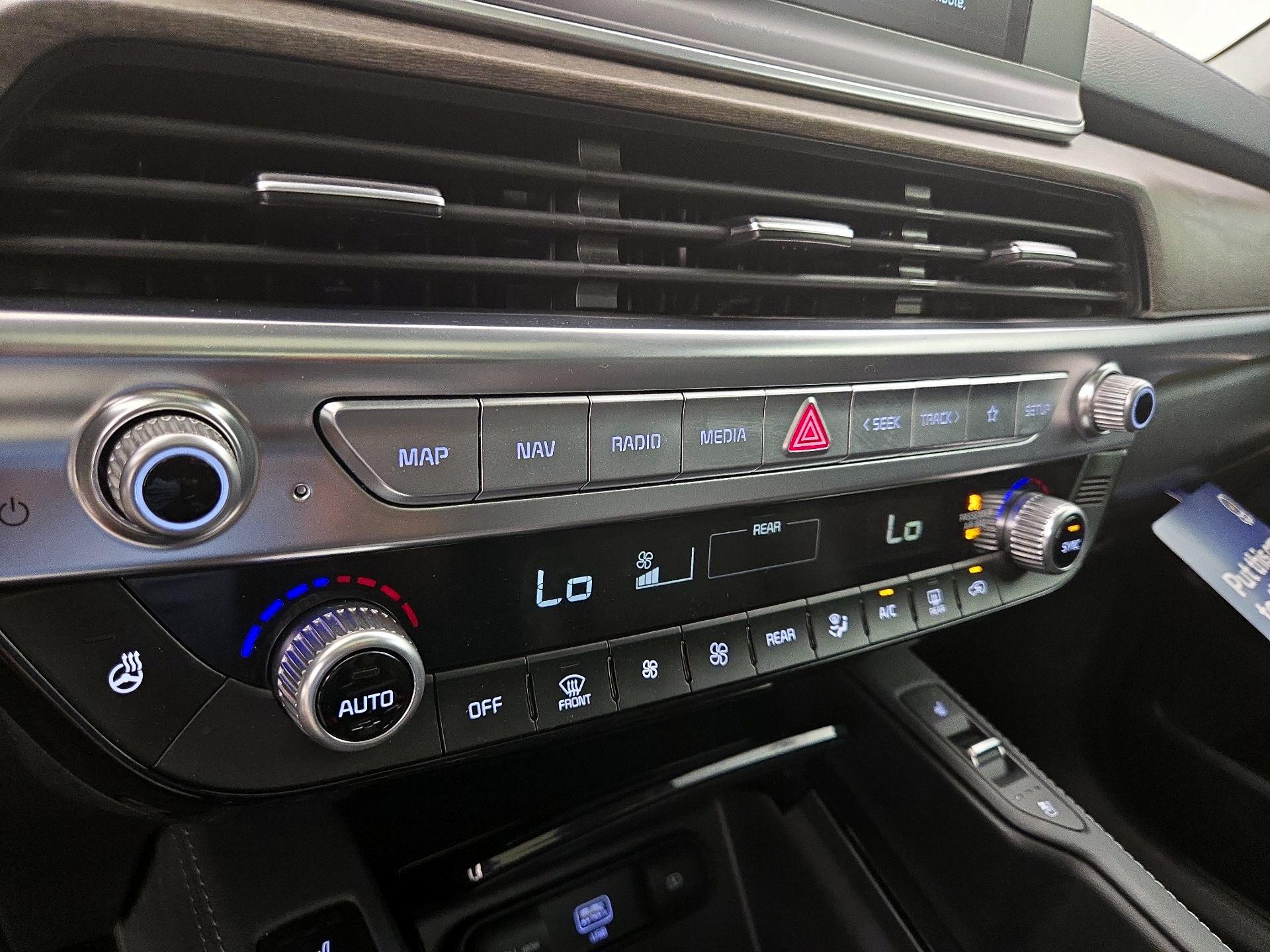 Thumbnail: 2021 Kia Telluride - 17