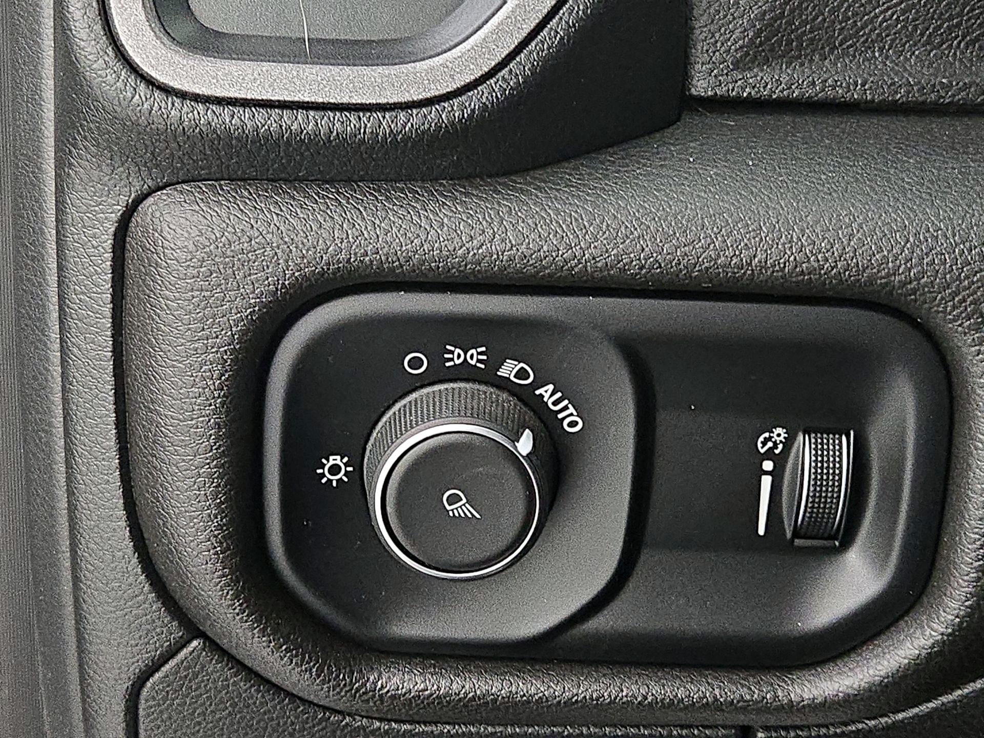 Thumbnail: 2023 RAM 1500 - 13