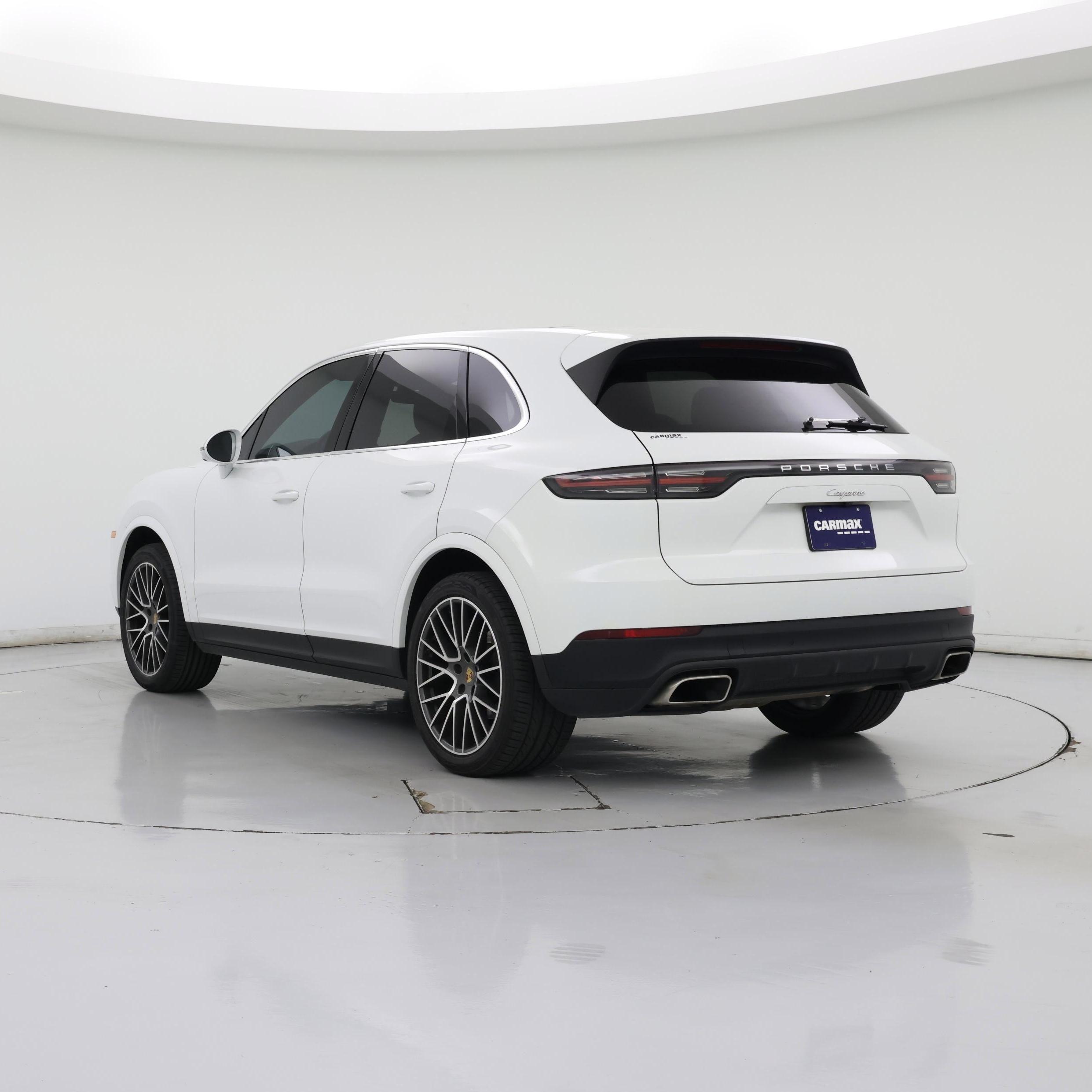 Thumbnail: 2020 Porsche Cayenne - 2