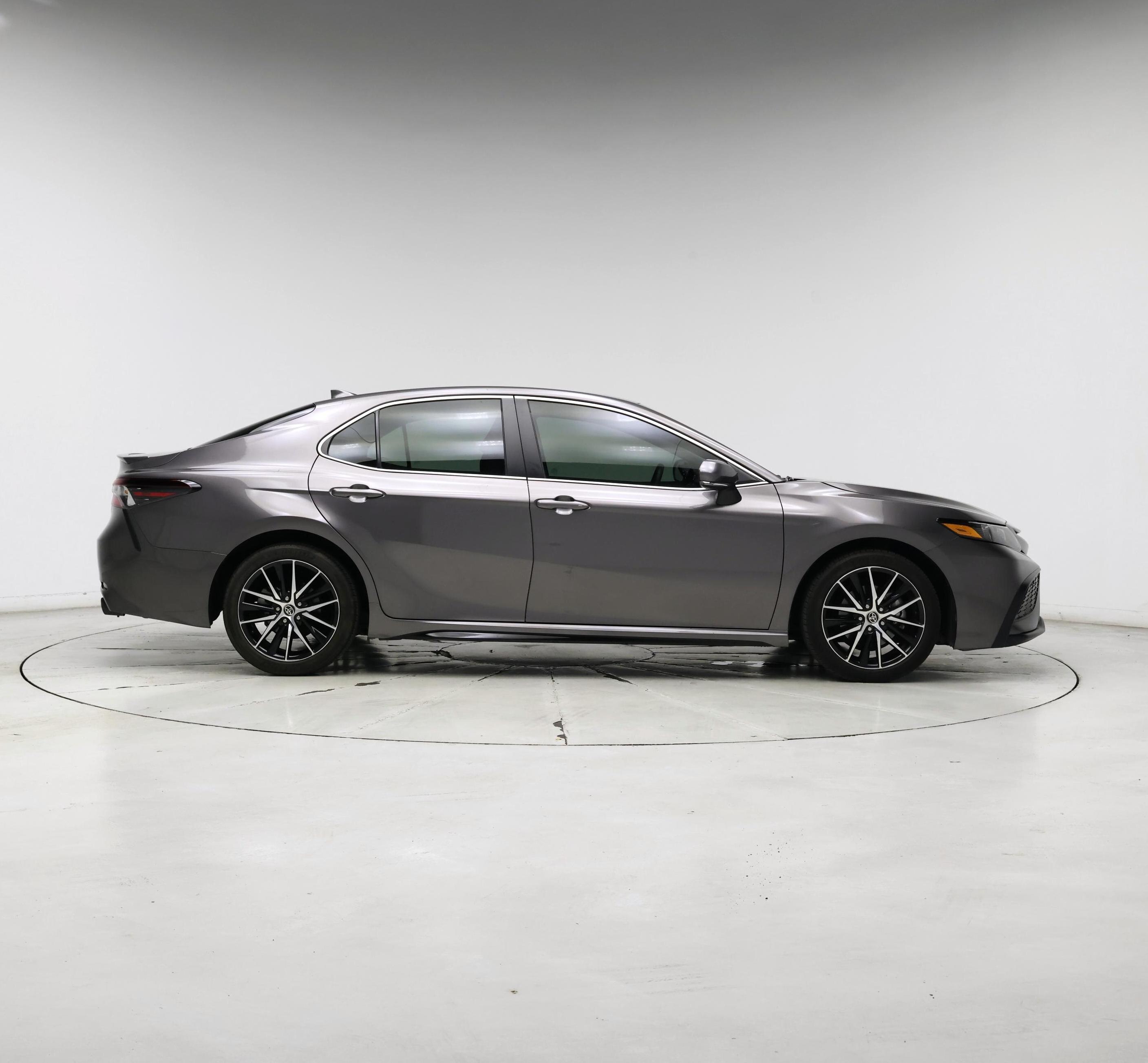 Thumbnail: 2021 Toyota Camry - 7