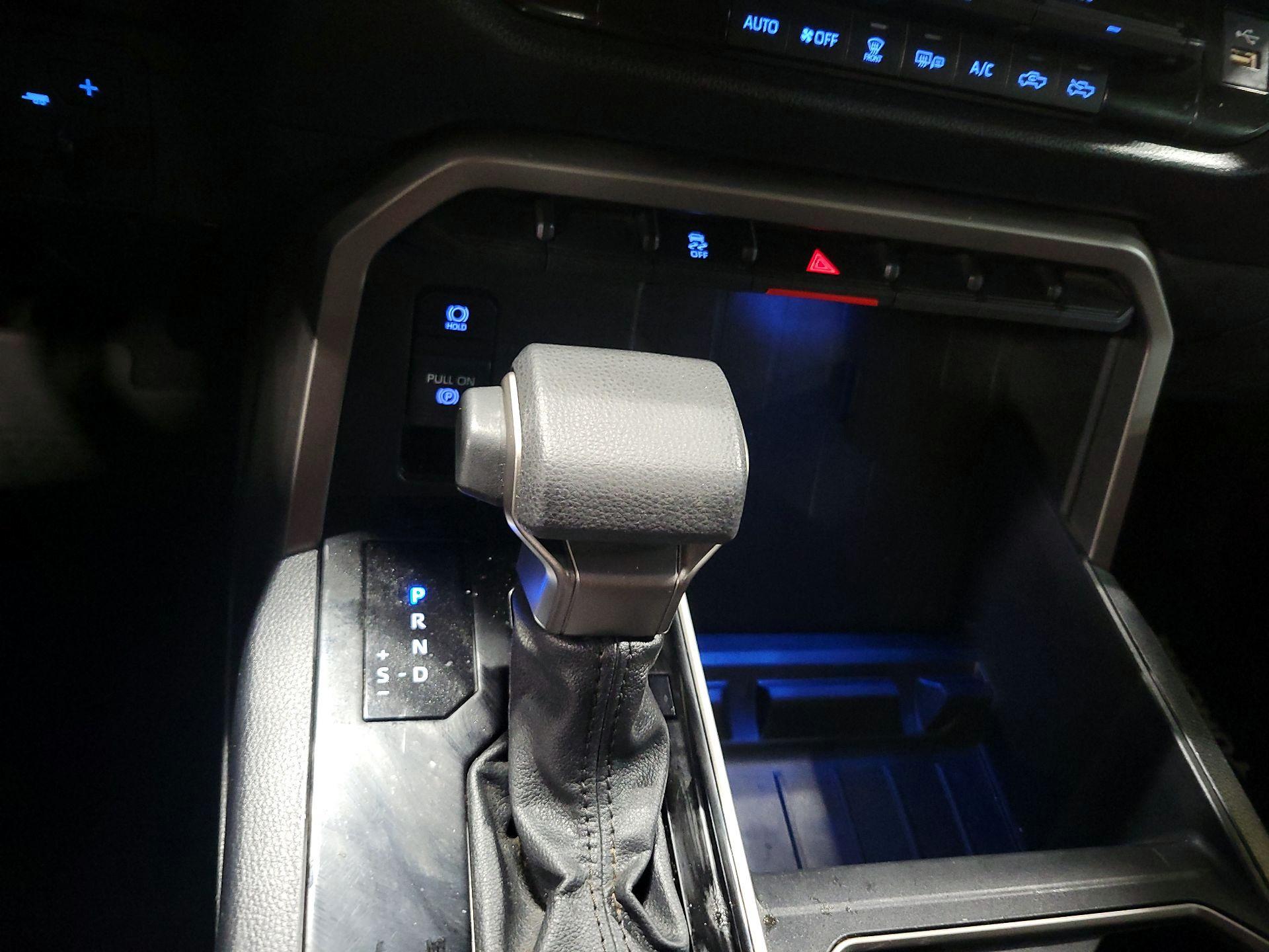 Thumbnail: 2022 Toyota Tundra - 18