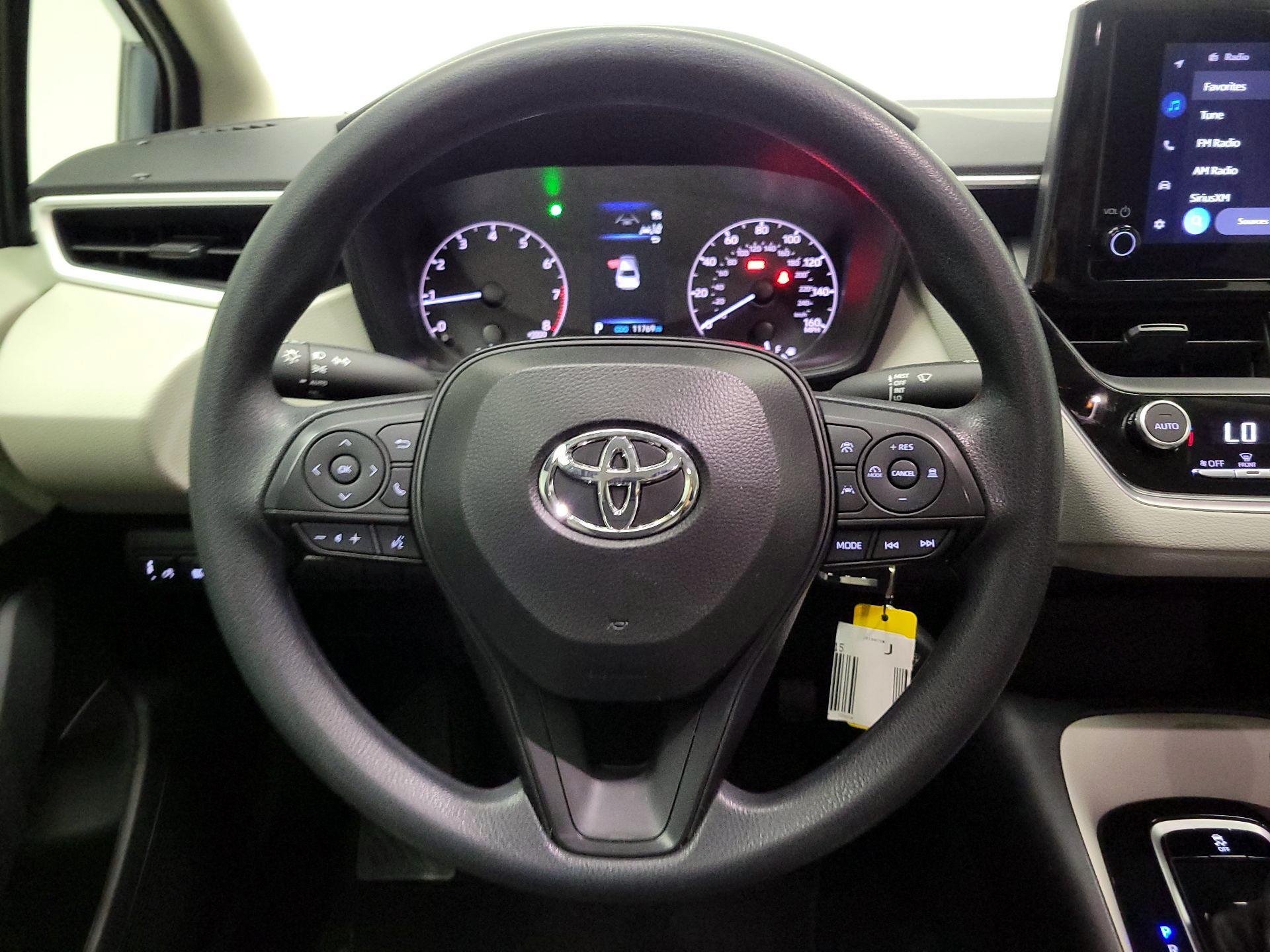 Thumbnail: 2024 Toyota Corolla - 10