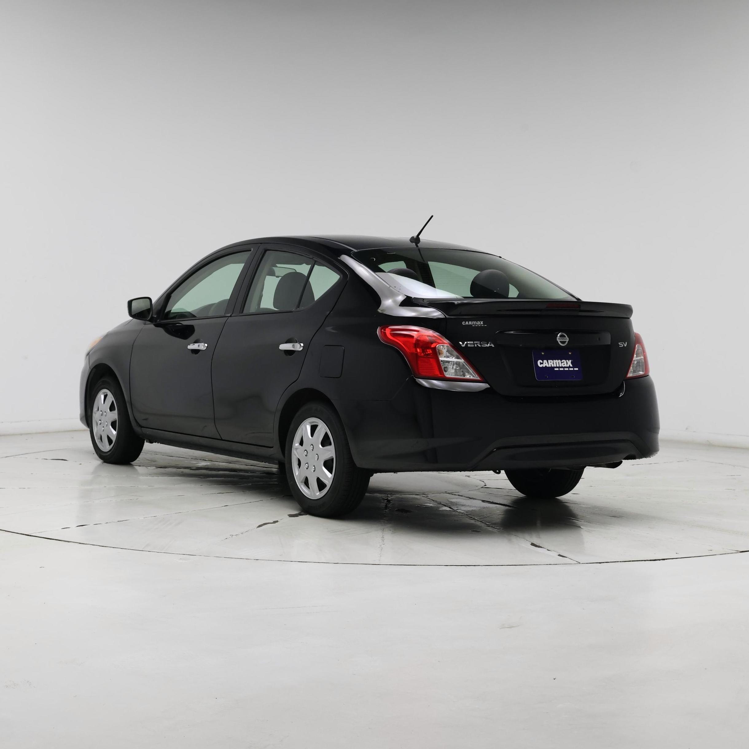 Thumbnail: 2017 Nissan Versa - 2