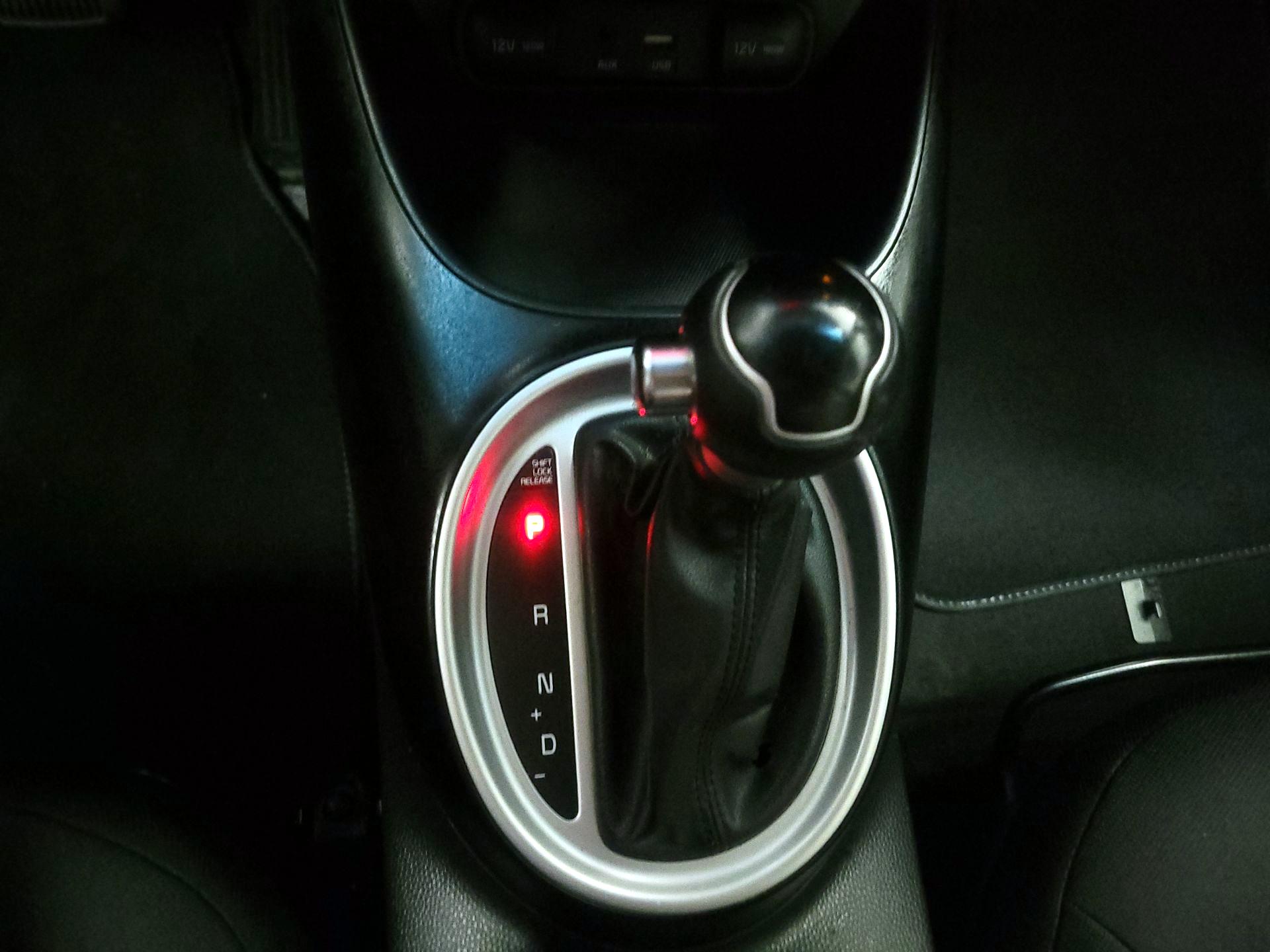 Thumbnail: 2016 Kia Soul - 16