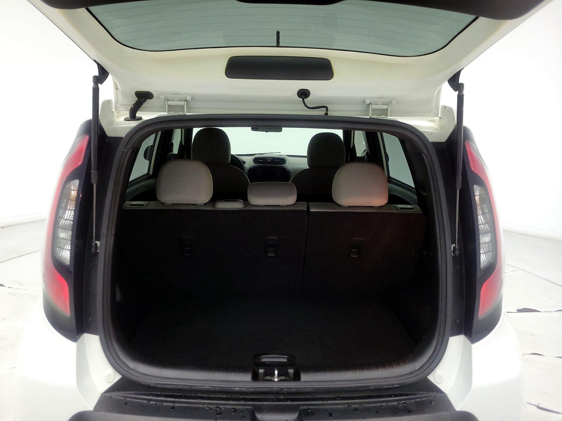 Thumbnail: 2016 Kia Soul - 19
