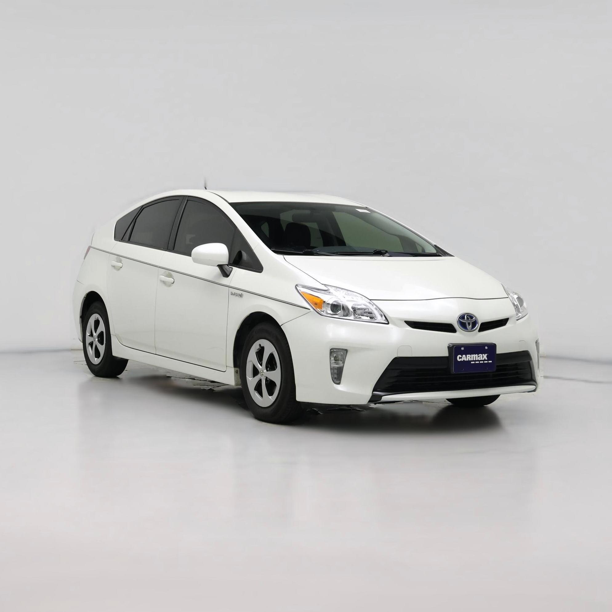 Thumbnail: 2015 Toyota Prius - 1