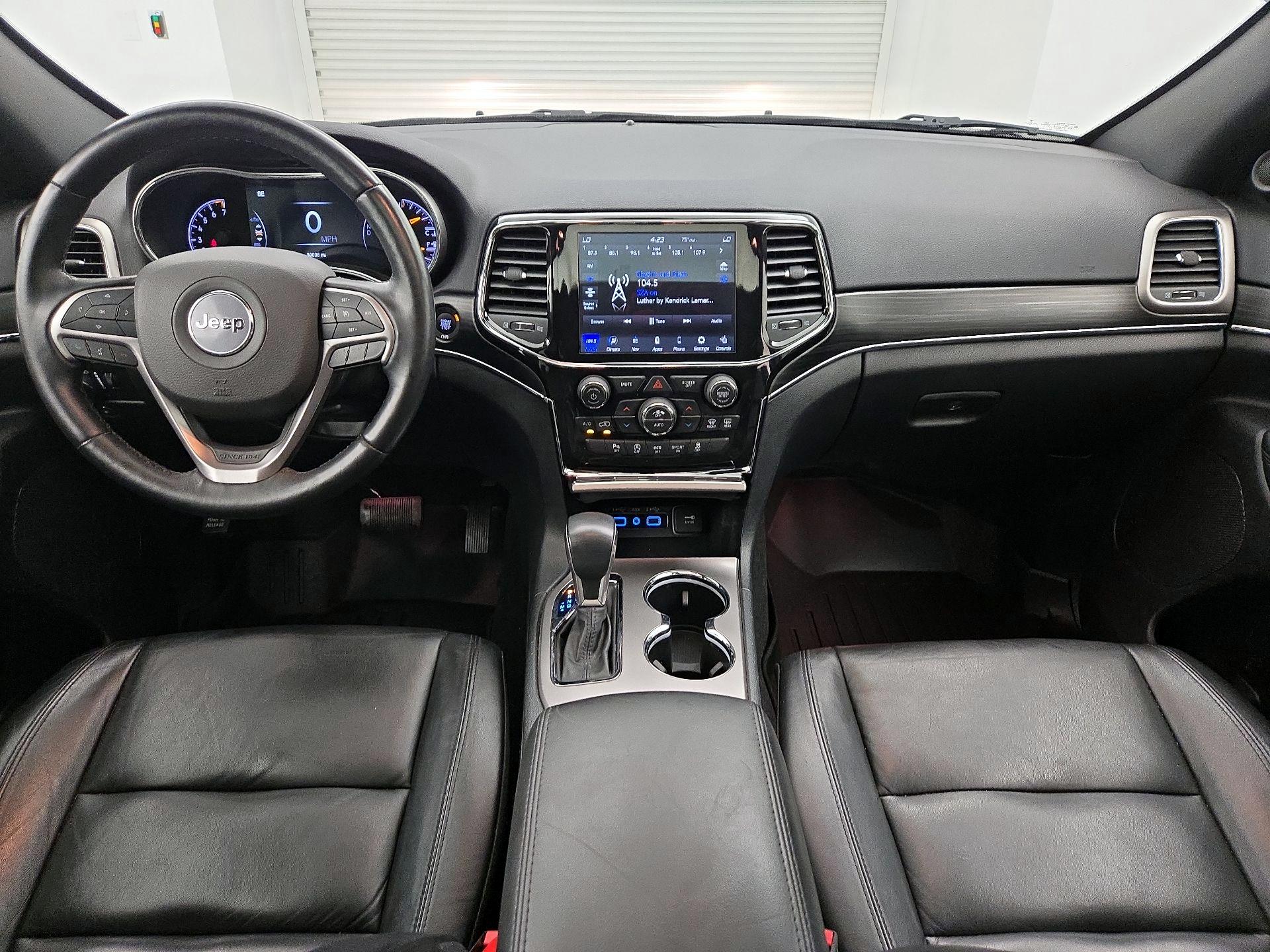 Thumbnail: 2022 Jeep Grand Cherokee - 9