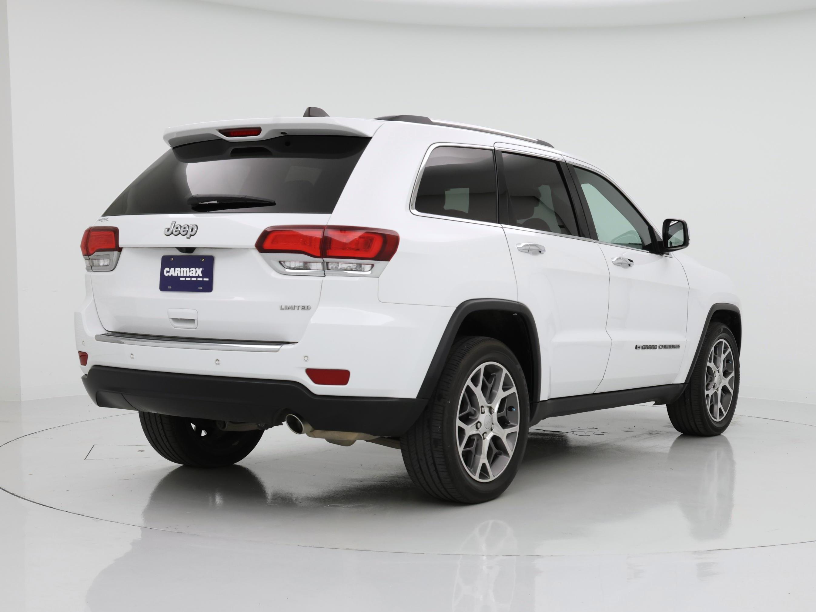 Thumbnail: 2022 Jeep Grand Cherokee - 8