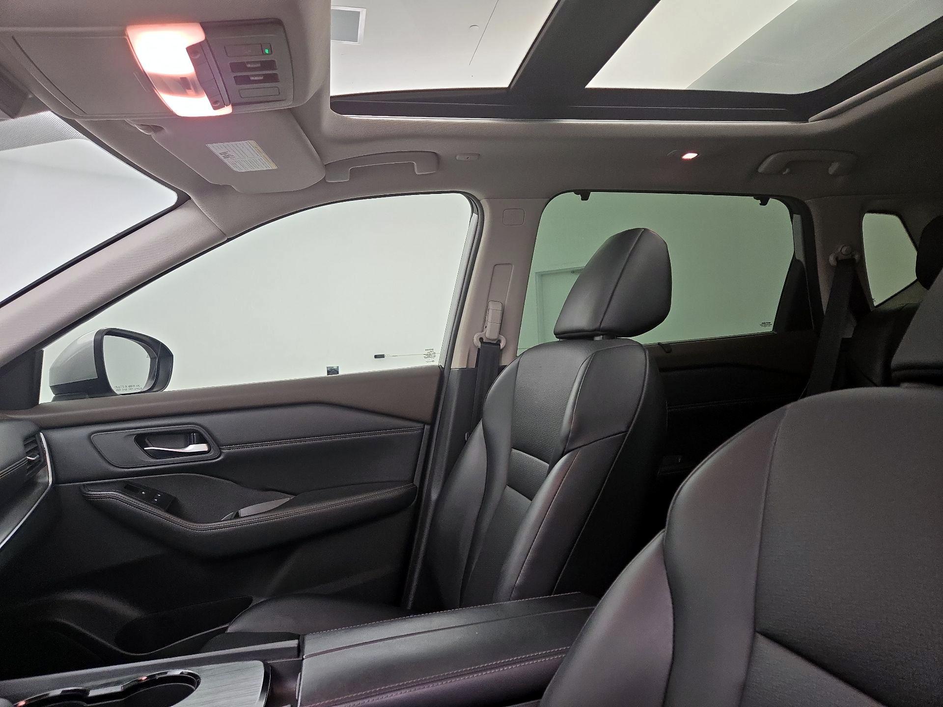 Thumbnail: 2023 Nissan Rogue - 19