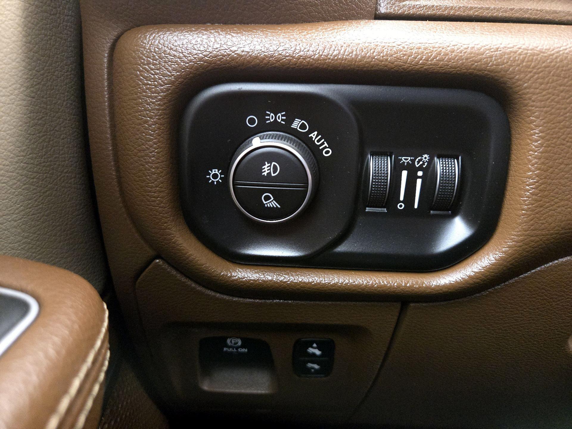 Thumbnail: 2021 RAM 1500 - 13