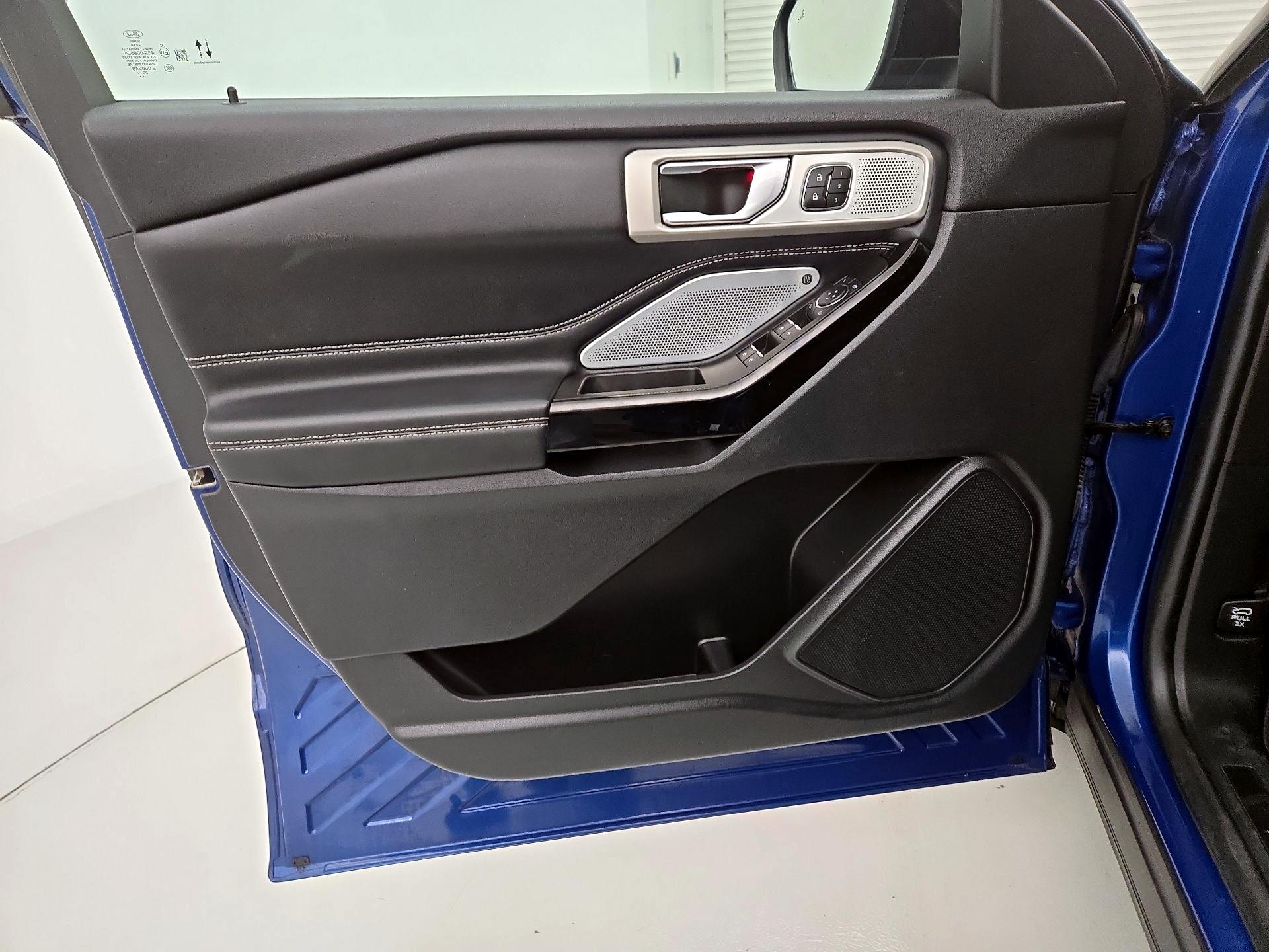 Thumbnail: 2021 Ford Explorer - 12