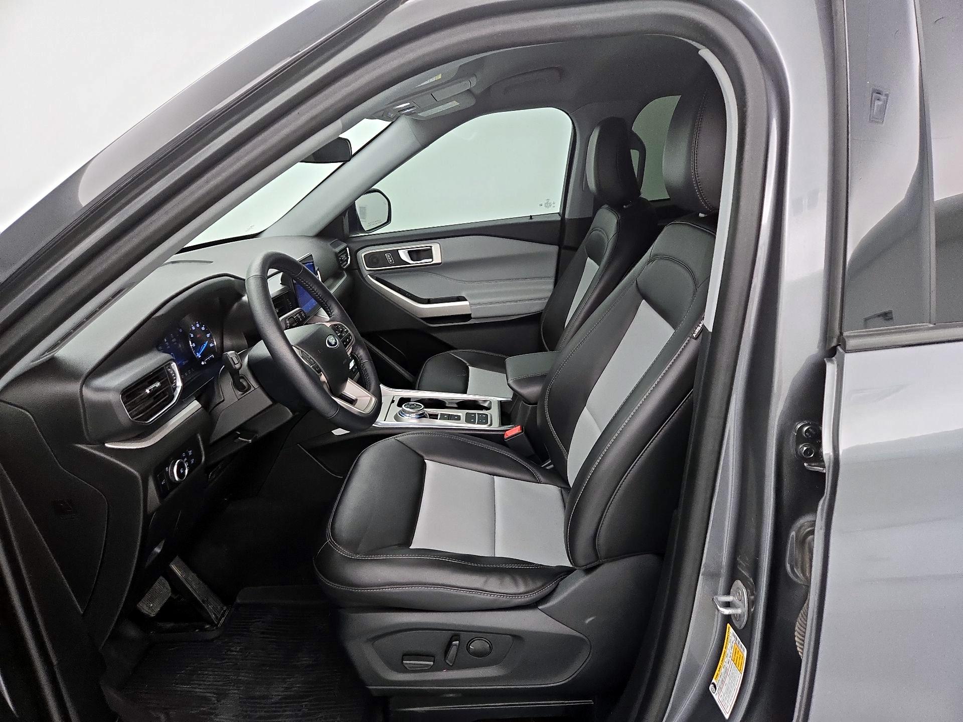 Thumbnail: 2023 Ford Explorer - 11