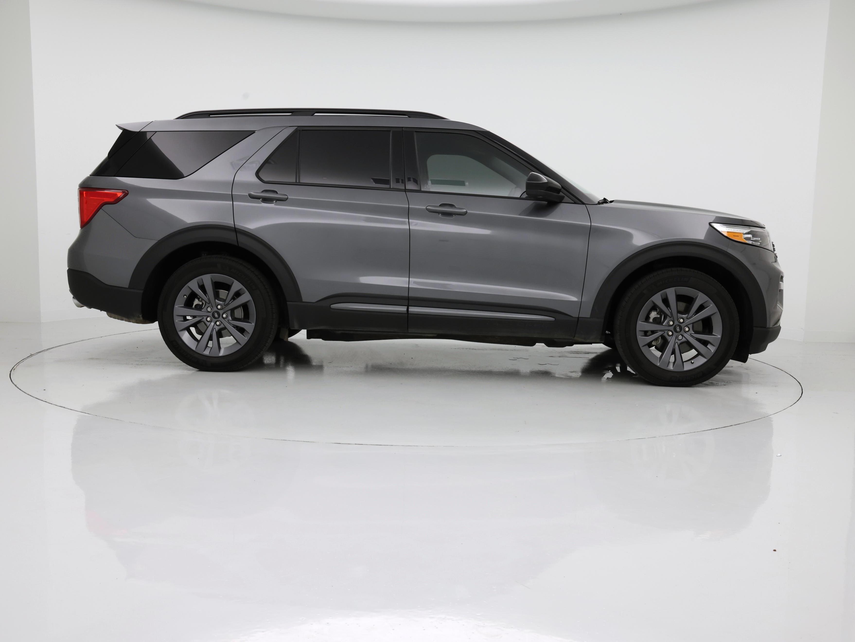 Thumbnail: 2023 Ford Explorer - 7