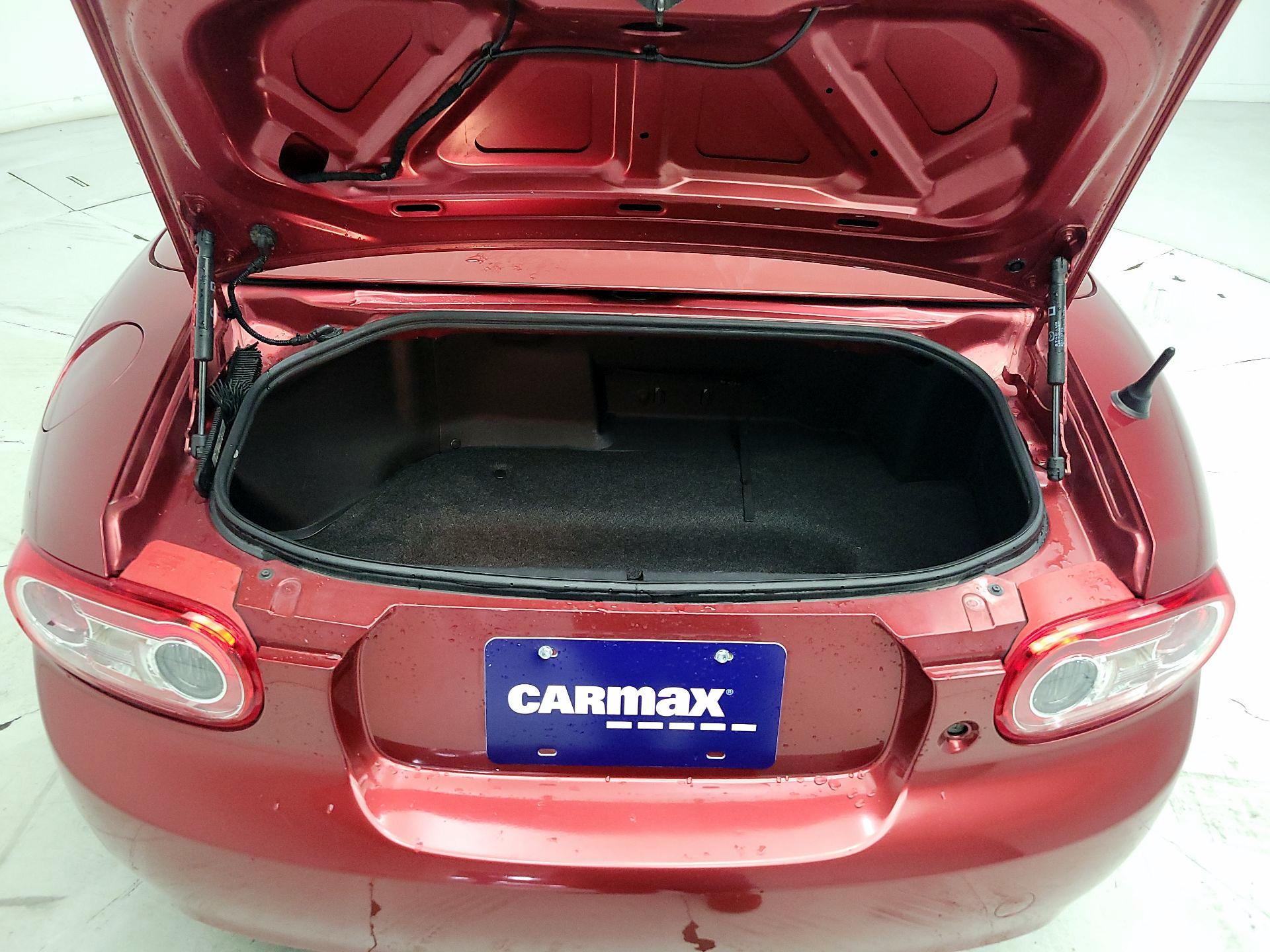 Thumbnail: 2015 Mazda MX-5 Miata - 18