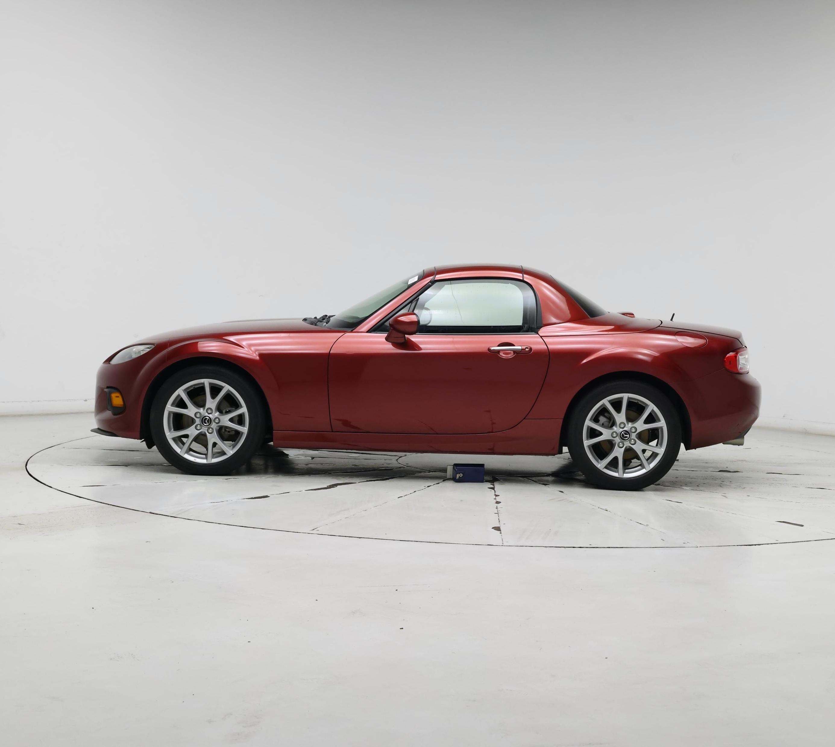 Thumbnail: 2015 Mazda MX-5 Miata - 3
