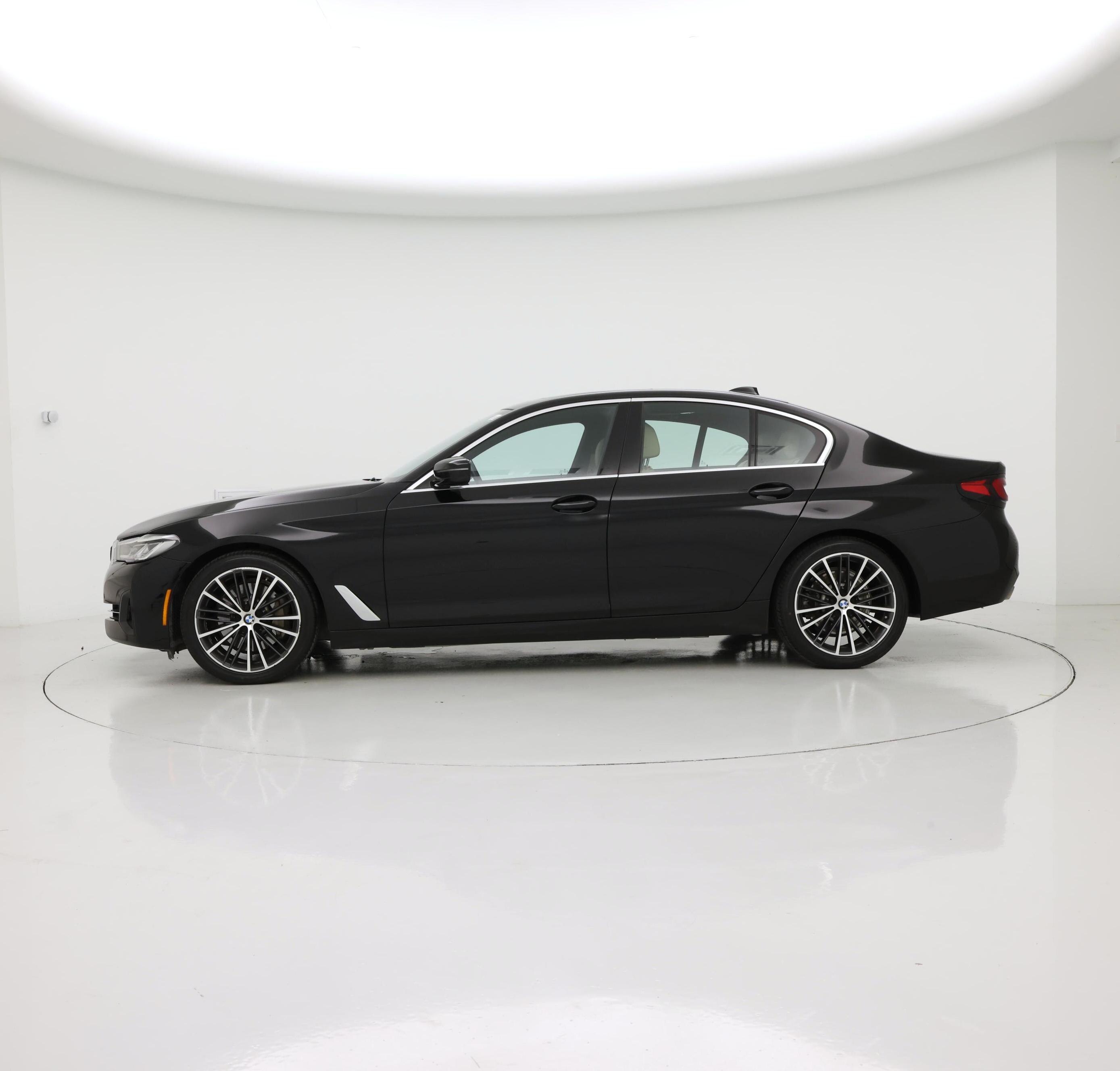 Thumbnail: 2022 BMW 5 Series - 3