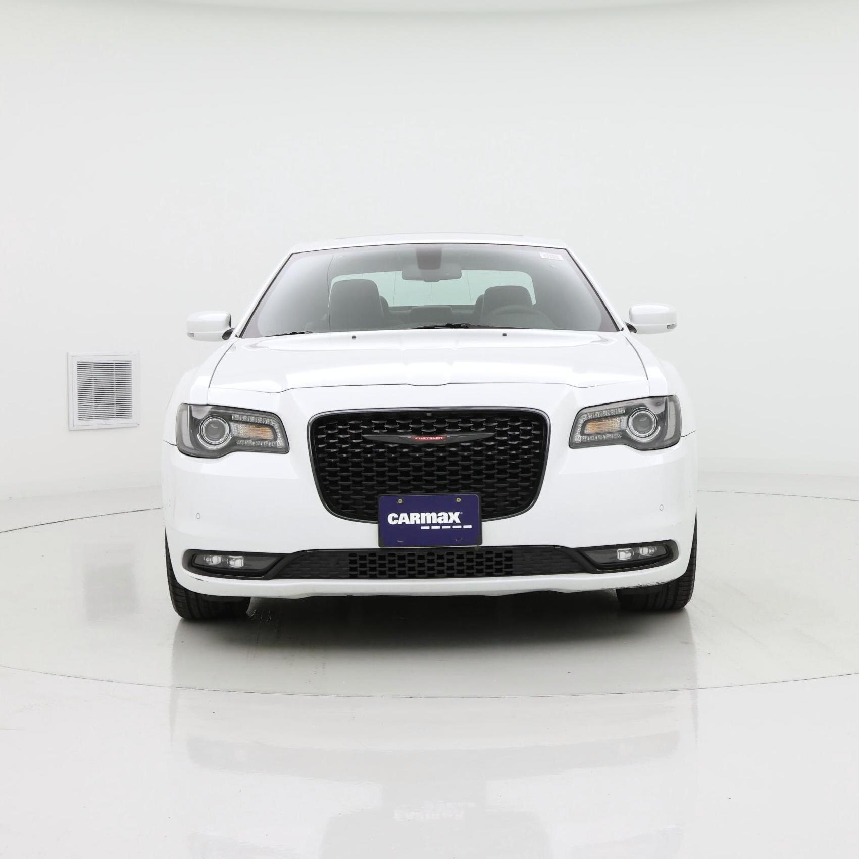 Thumbnail: 2023 Chrysler 300 - 5