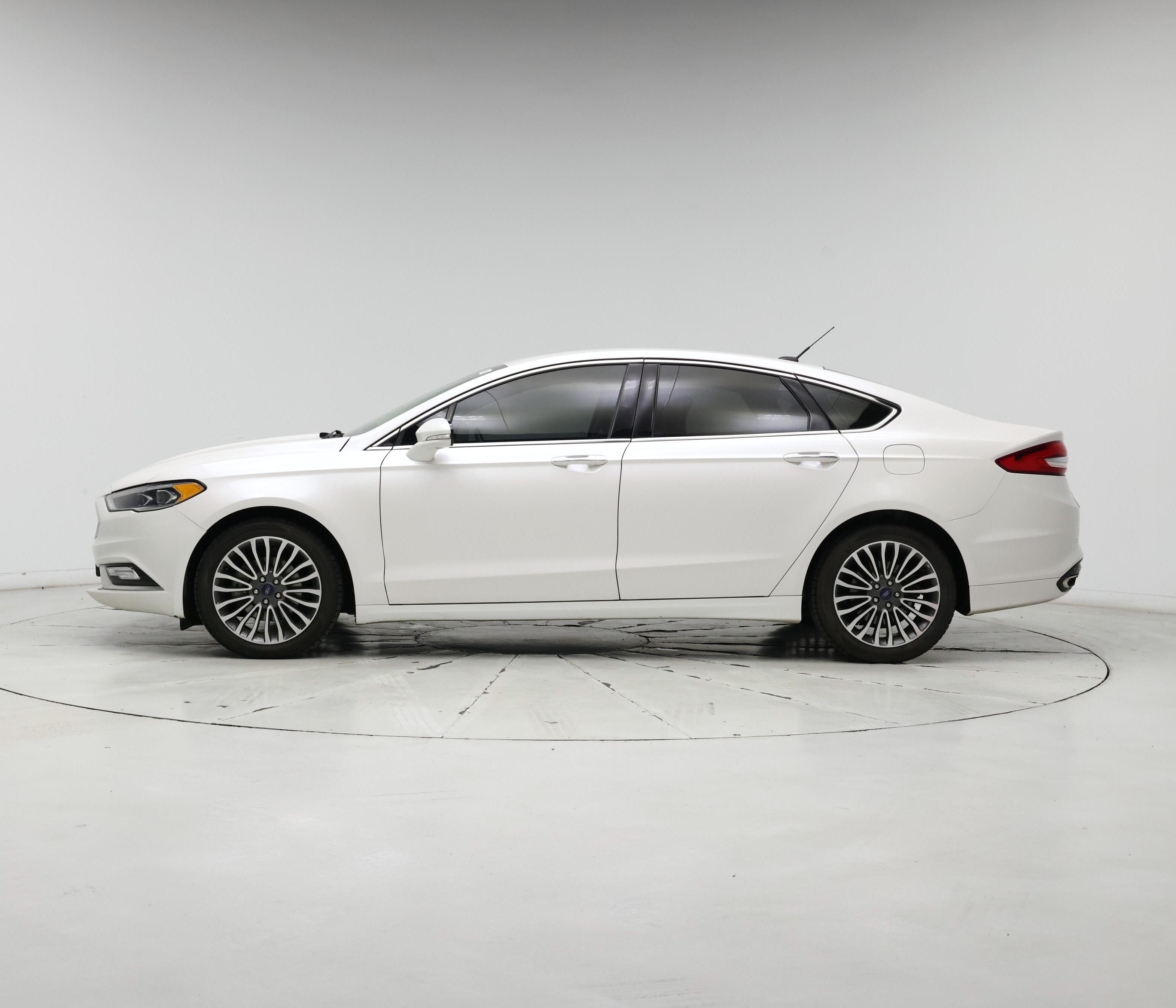 Thumbnail: 2017 Ford Fusion - 3