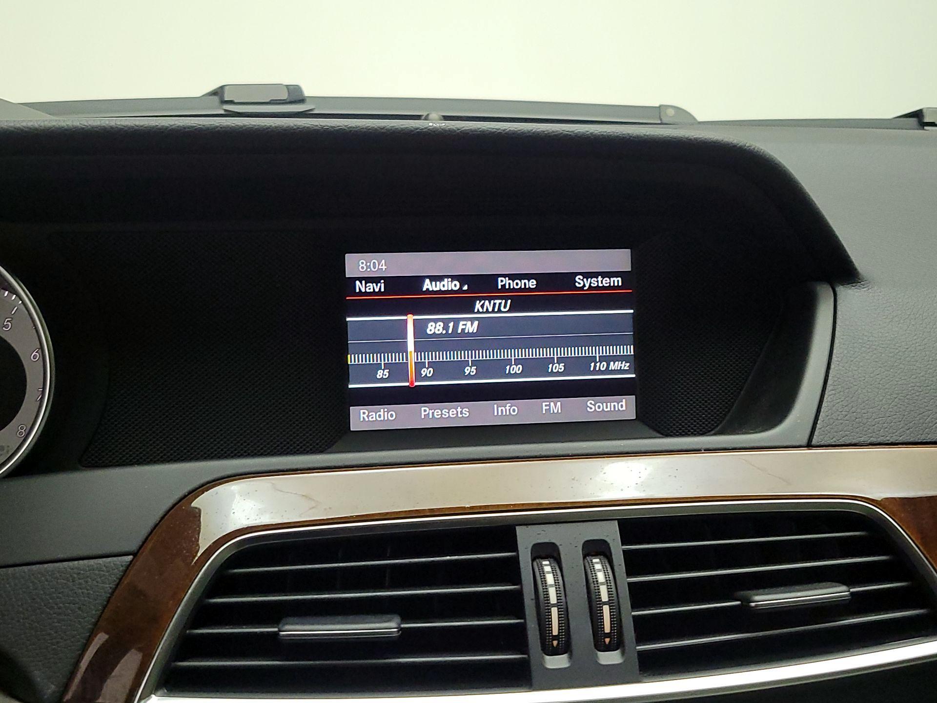 Thumbnail: 2014 Mercedes-Benz C-Class - 14