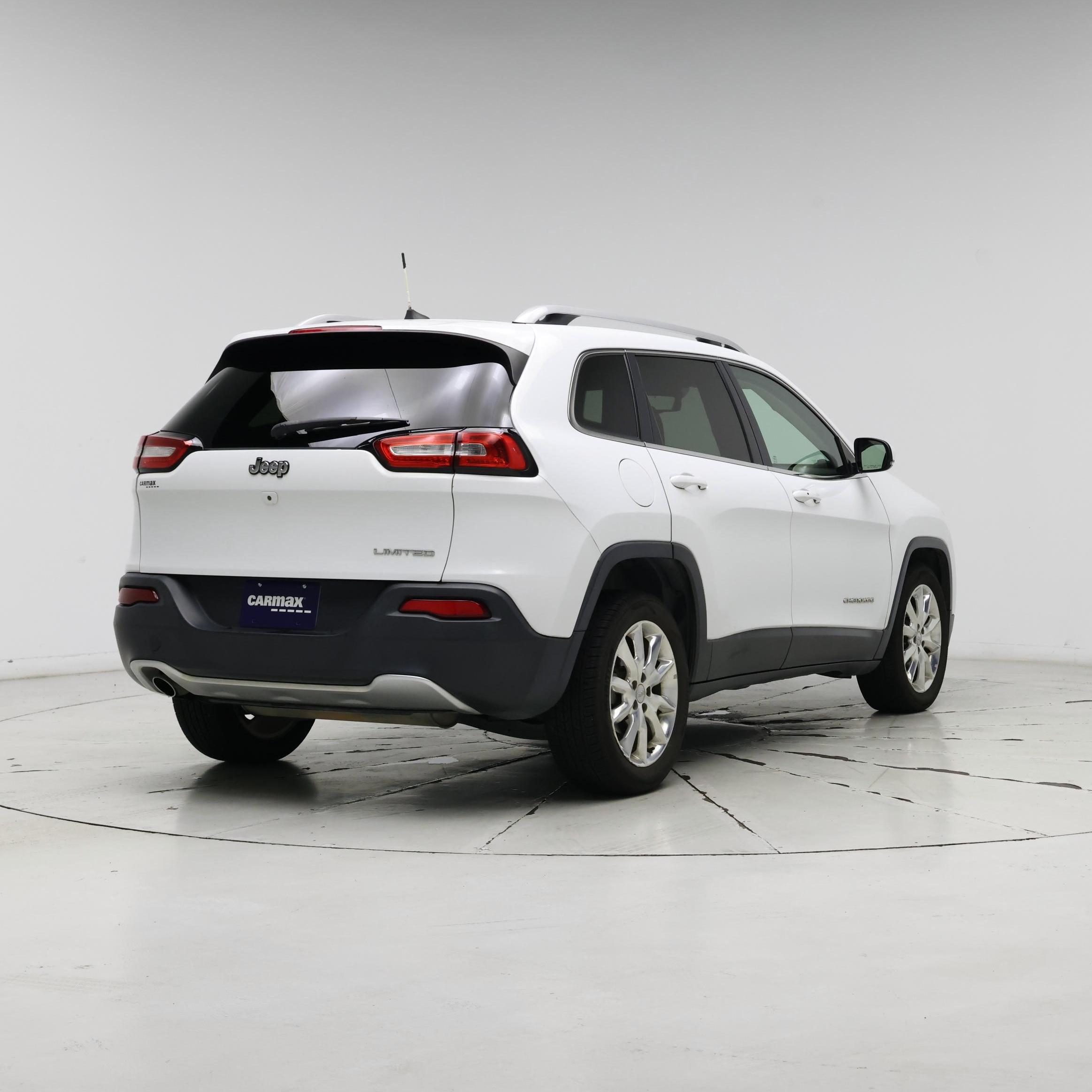 Thumbnail: 2016 Jeep Cherokee - 8