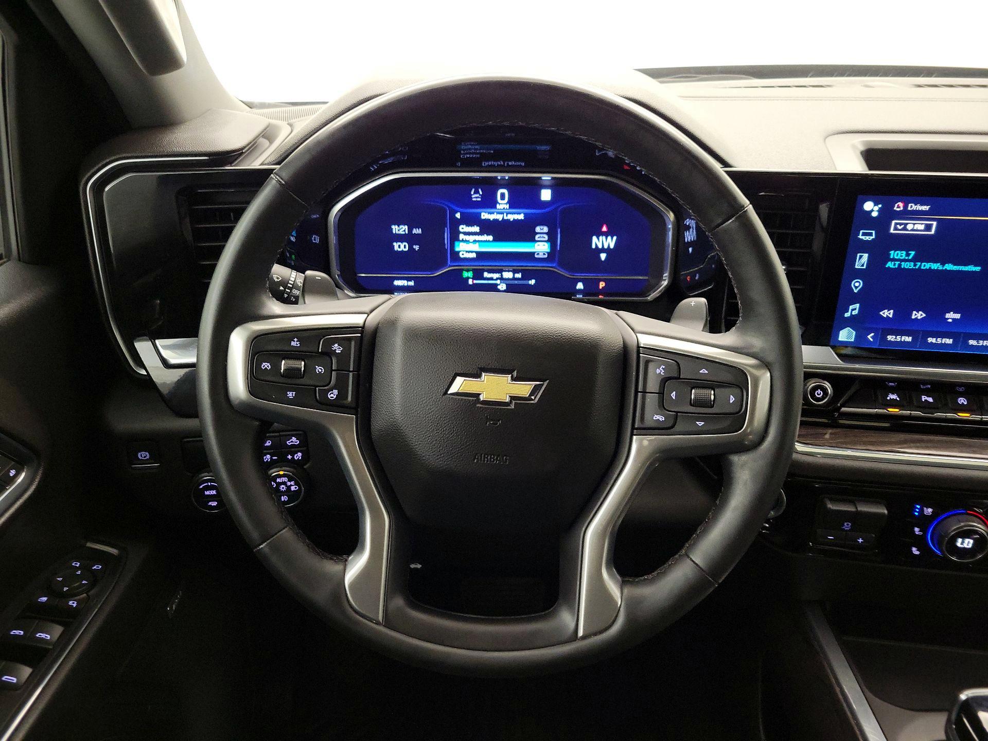 Thumbnail: 2023 Chevrolet Silverado 1500 - 10