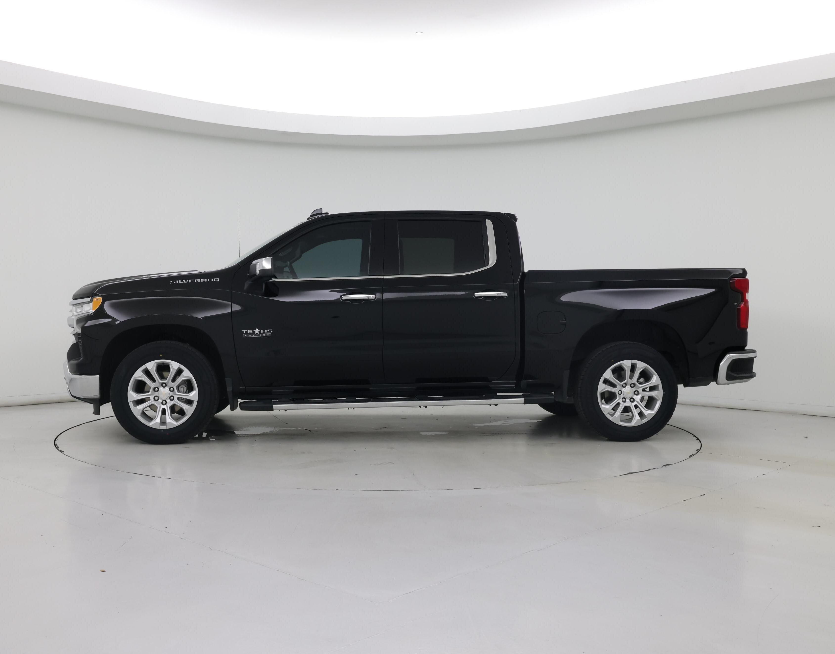 Thumbnail: 2023 Chevrolet Silverado 1500 - 3