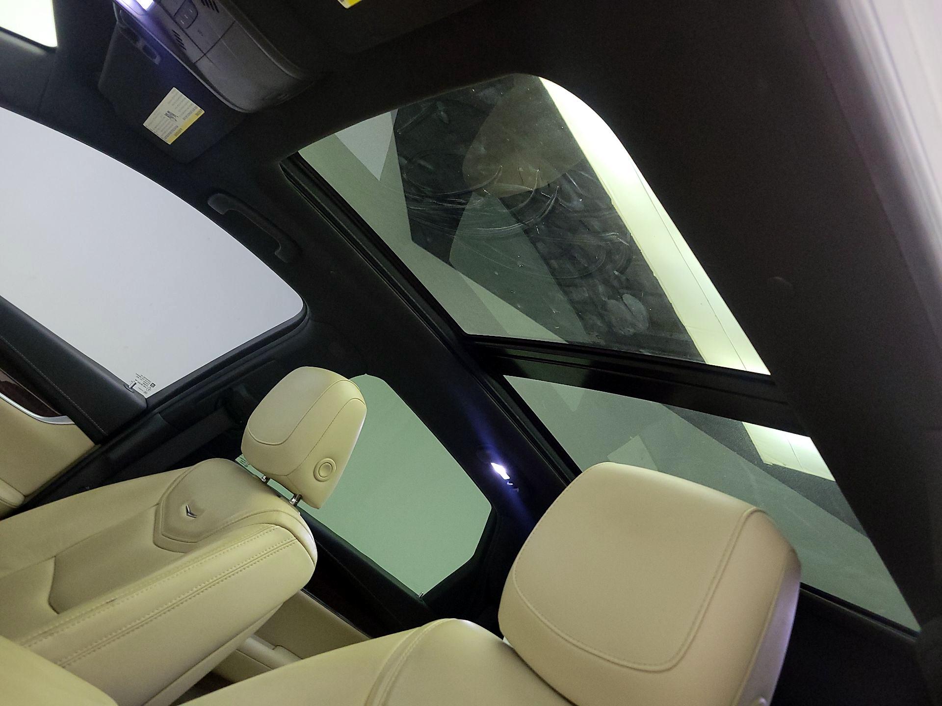 Thumbnail: 2017 Cadillac XT5 - 20