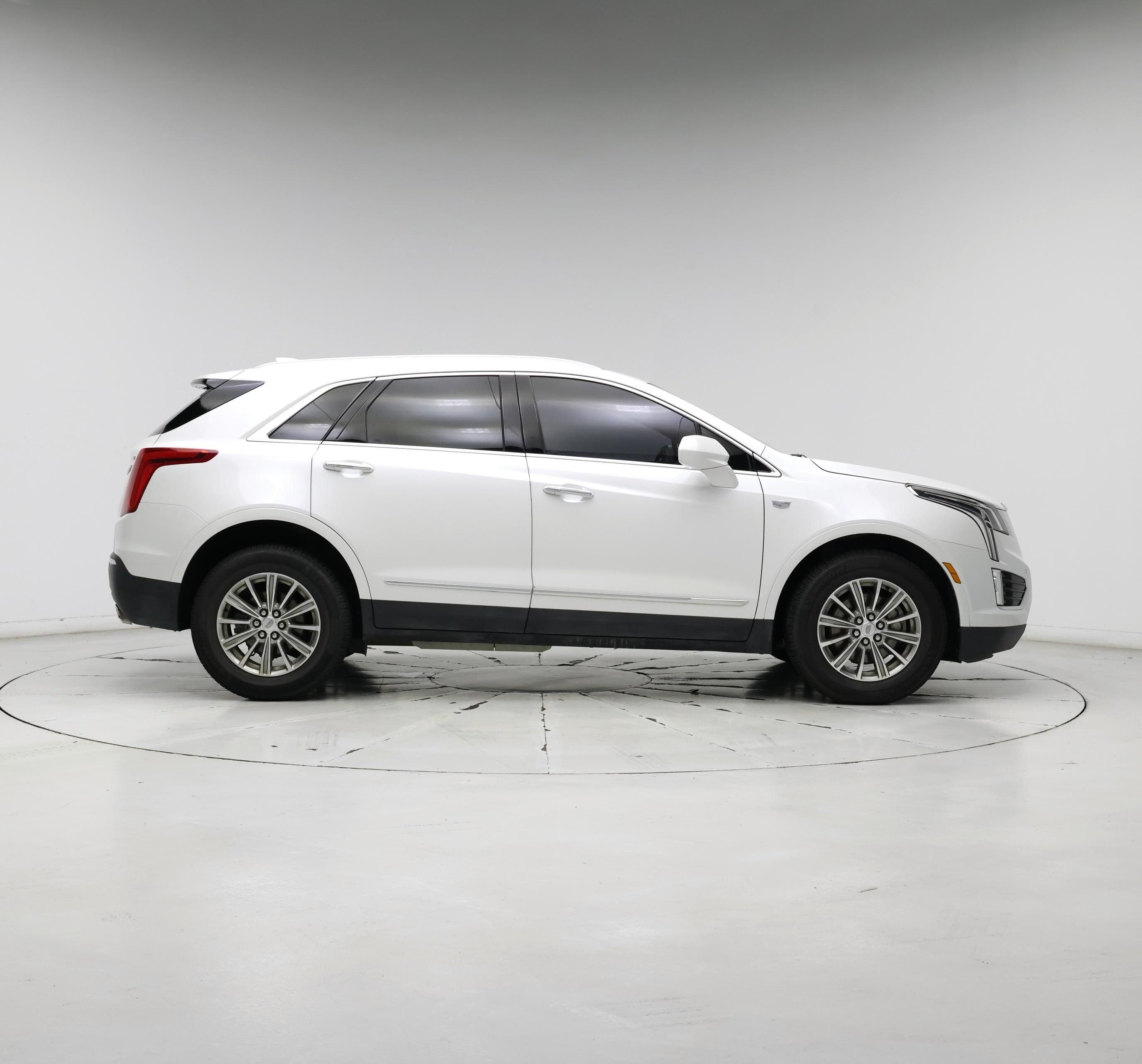 Thumbnail: 2017 Cadillac XT5 - 7