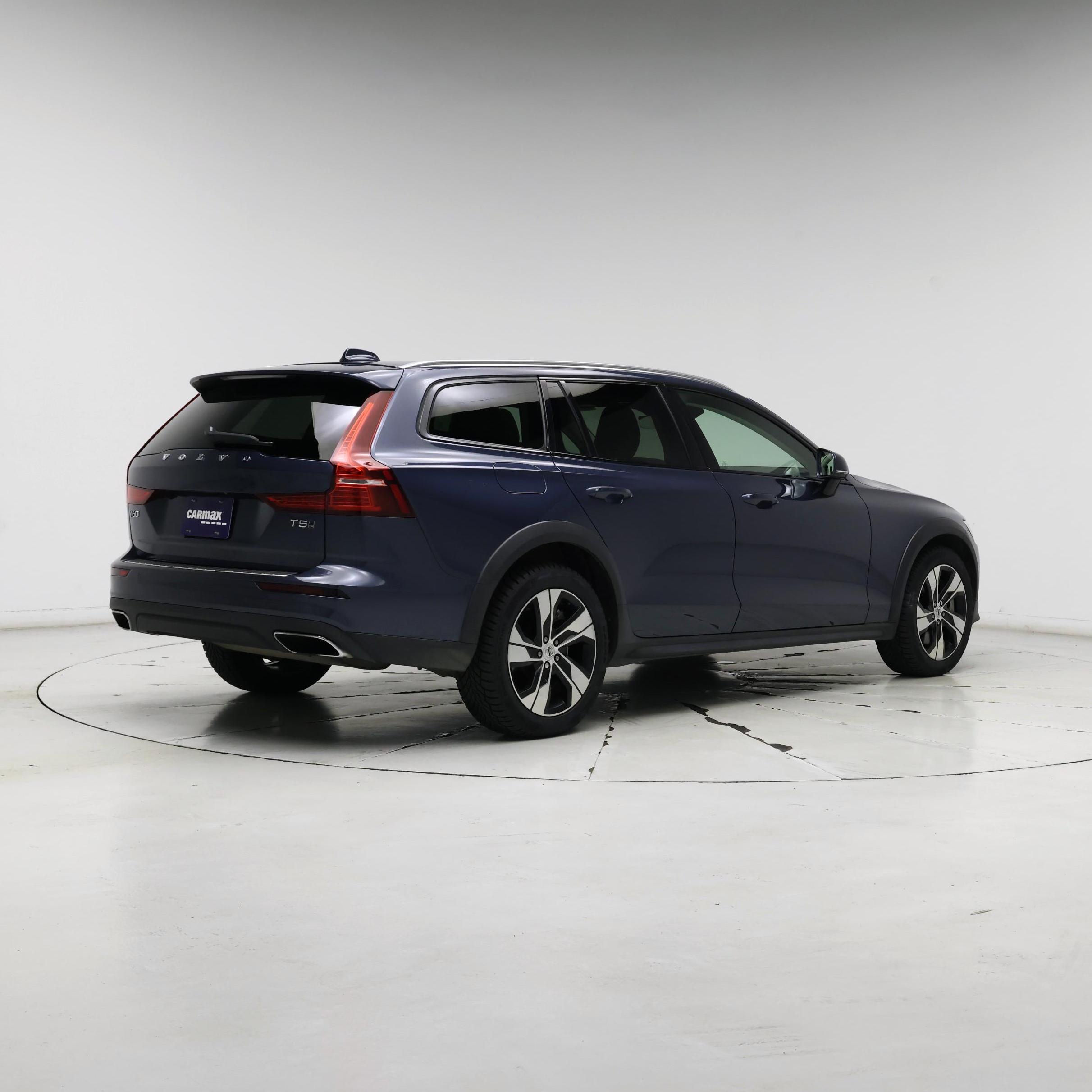Thumbnail: 2021 Volvo S60 - 8