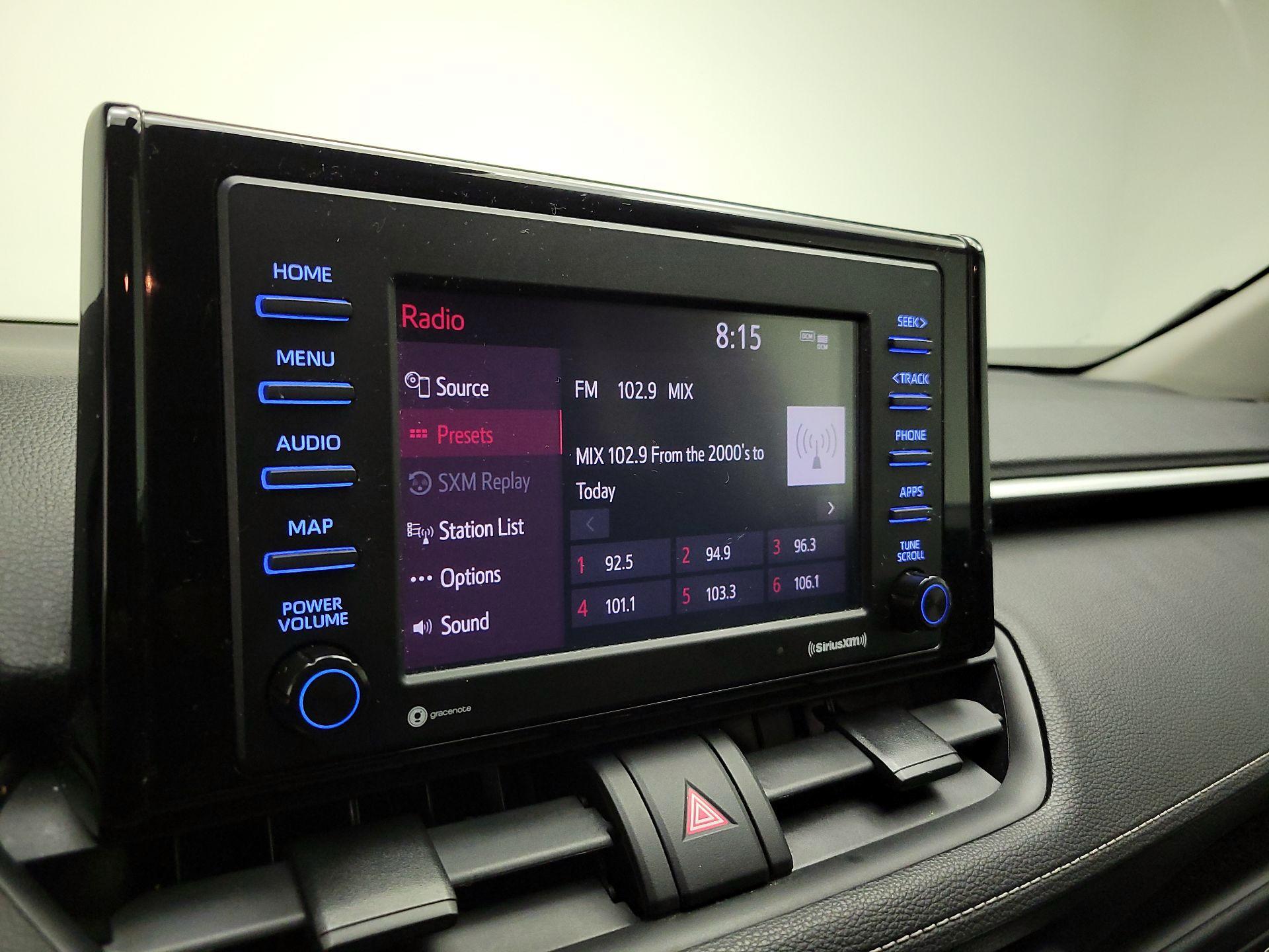 Thumbnail: 2021 Toyota RAV4 - 15