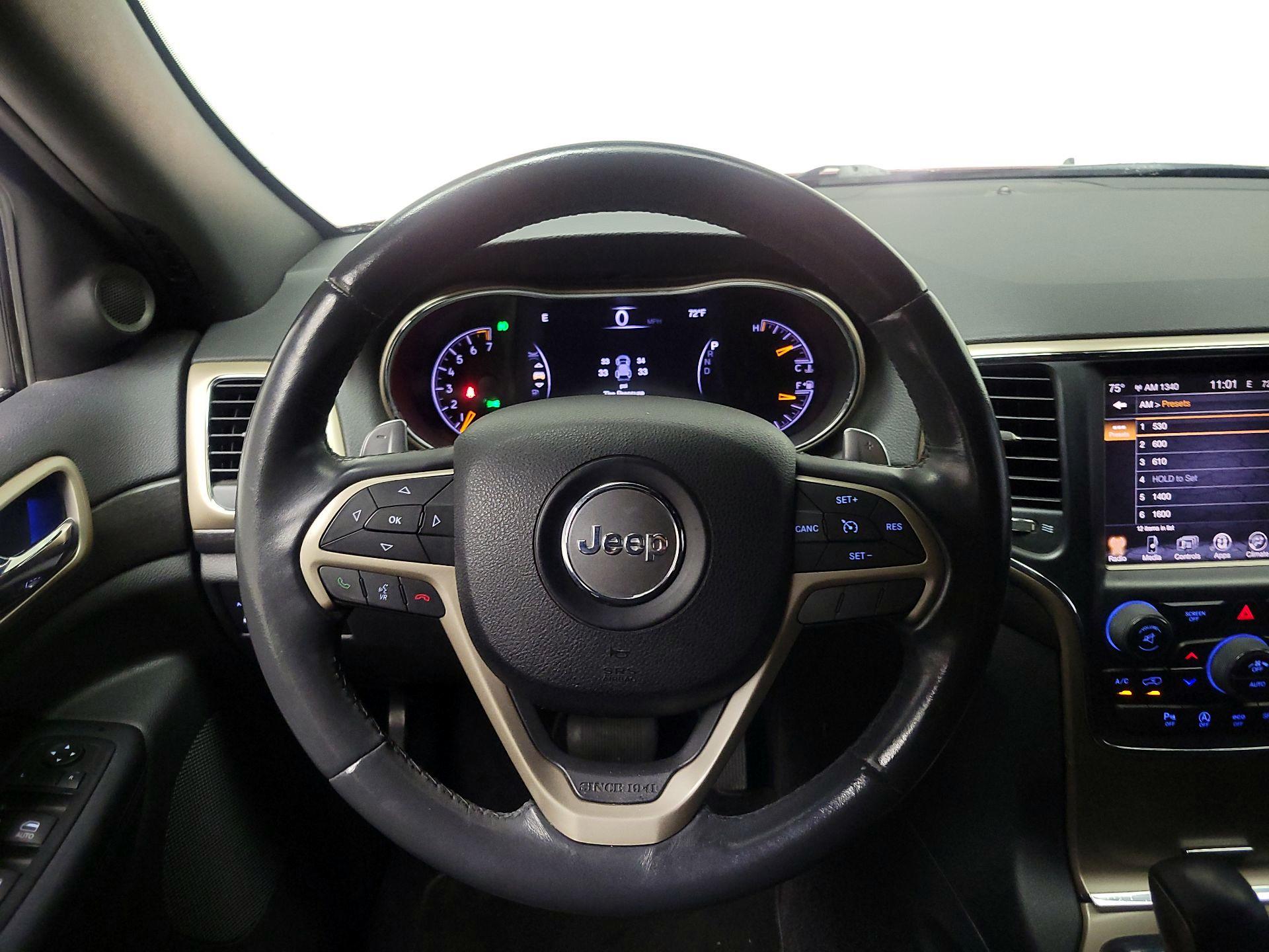Thumbnail: 2016 Jeep Grand Cherokee - 10