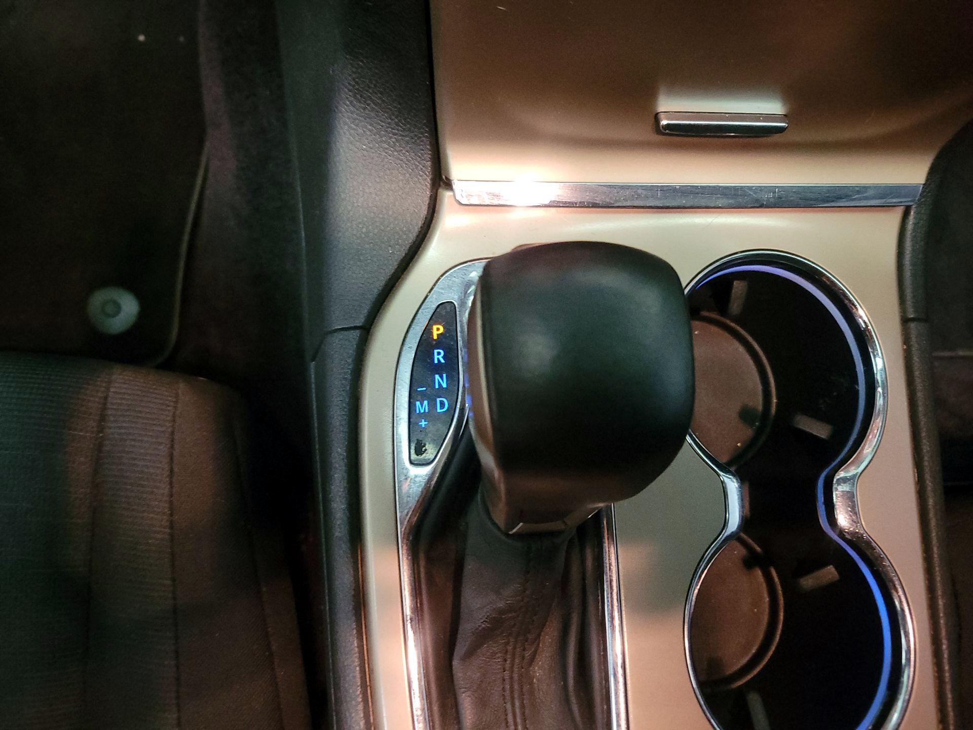 Thumbnail: 2016 Jeep Grand Cherokee - 17