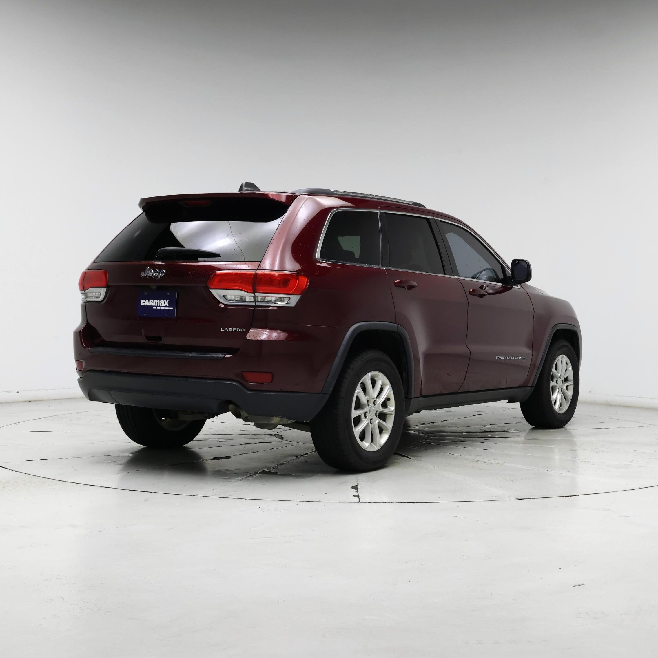 Thumbnail: 2016 Jeep Grand Cherokee - 8