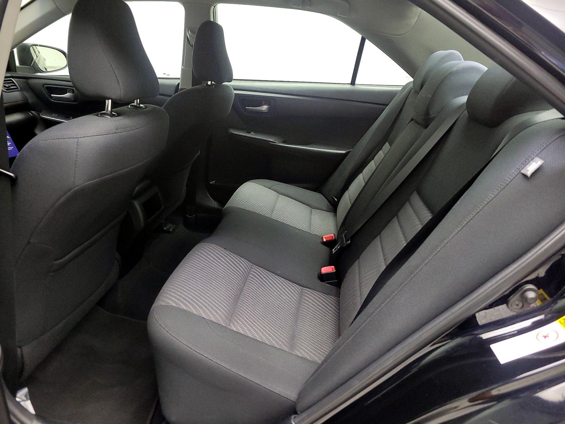 Thumbnail: 2017 Toyota Camry - 19