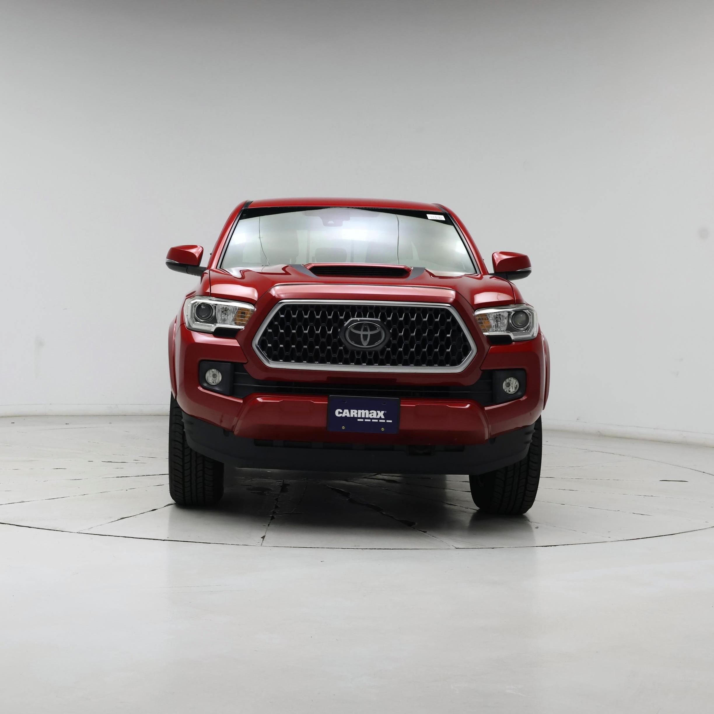 Thumbnail: 2018 Toyota Tacoma - 5