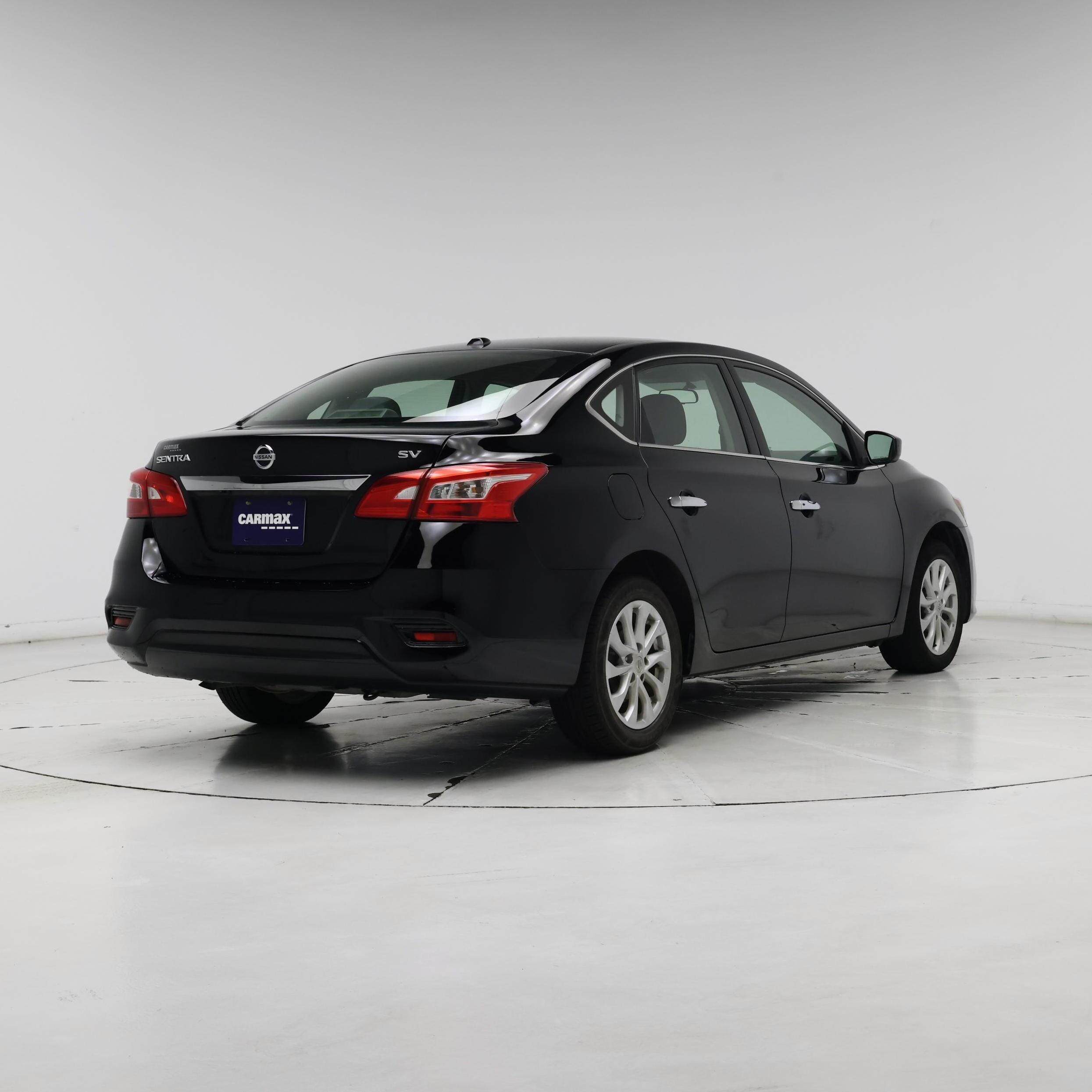 Thumbnail: 2019 Nissan Sentra - 8