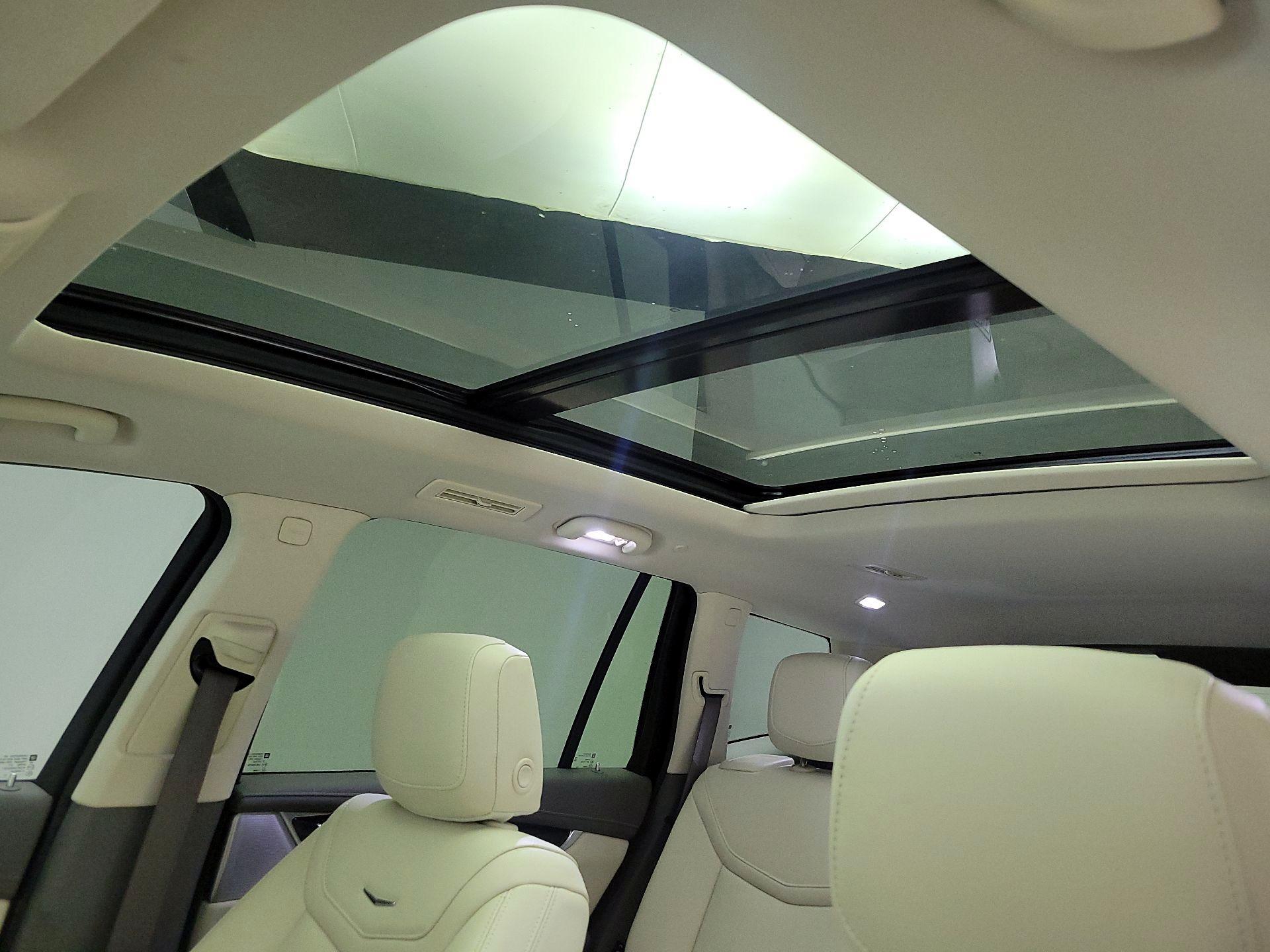 Thumbnail: 2023 Cadillac XT6 - 19