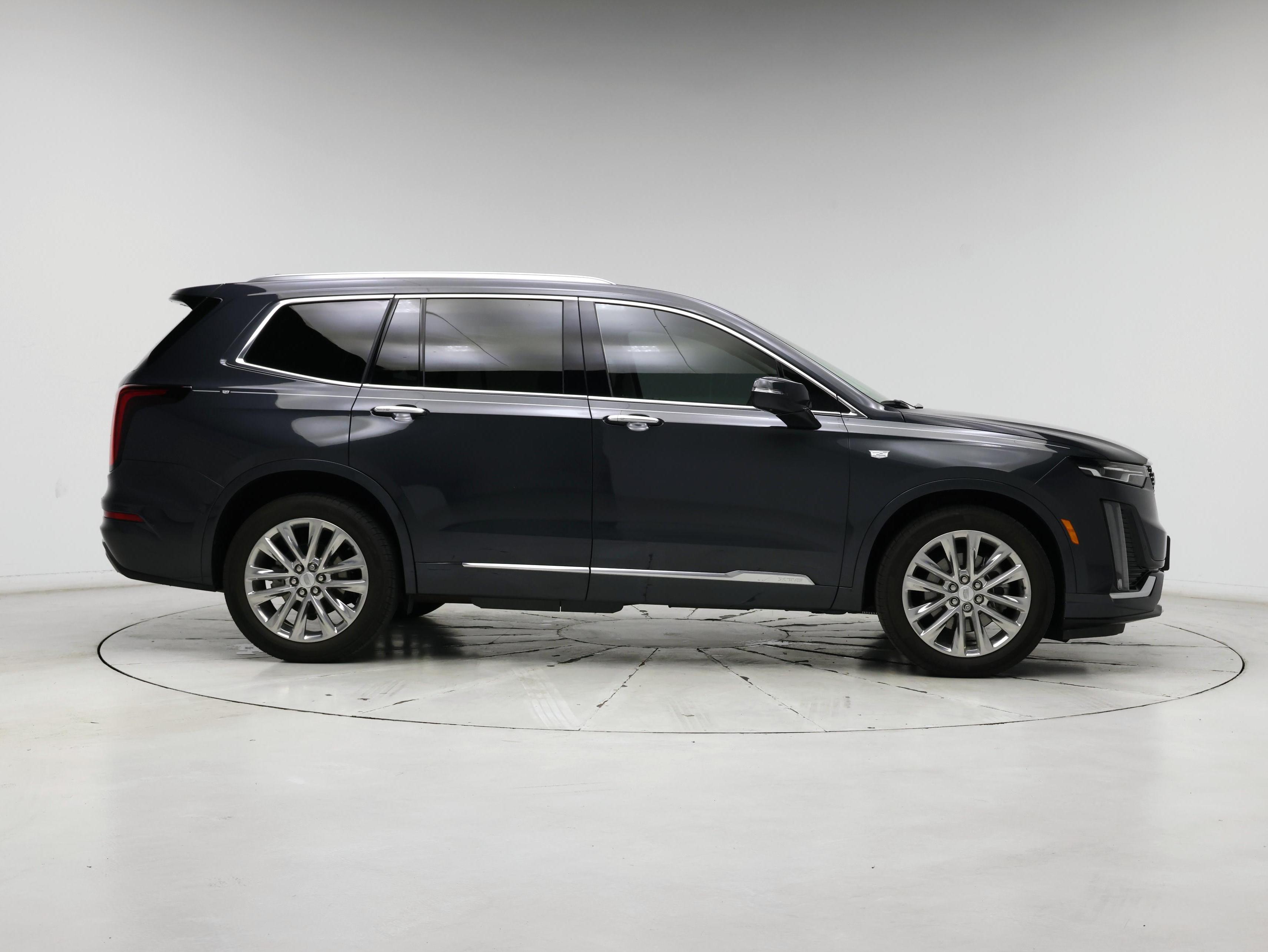 Thumbnail: 2023 Cadillac XT6 - 7